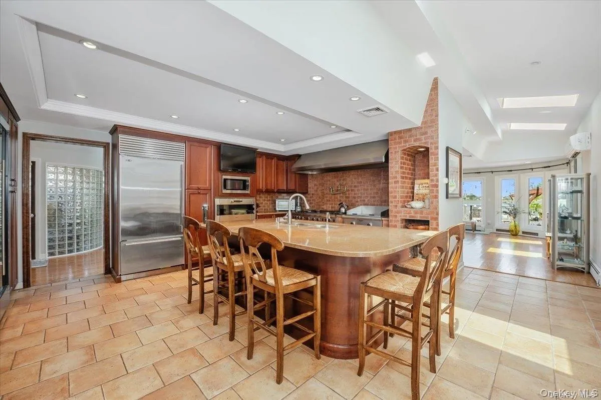 94 Heron Street, Long Beach, NY, 5 Bedrooms Bedrooms, 10 Rooms Rooms,3 BathroomsBathrooms,Residential Lease,For Rent,Heron,0,987015 94 Heron Street, Long Beach, NY, 5 Bedrooms Bedrooms, 10 Rooms Rooms,3 BathroomsBathrooms,Residential Lease,For Rent,Heron,0,987015