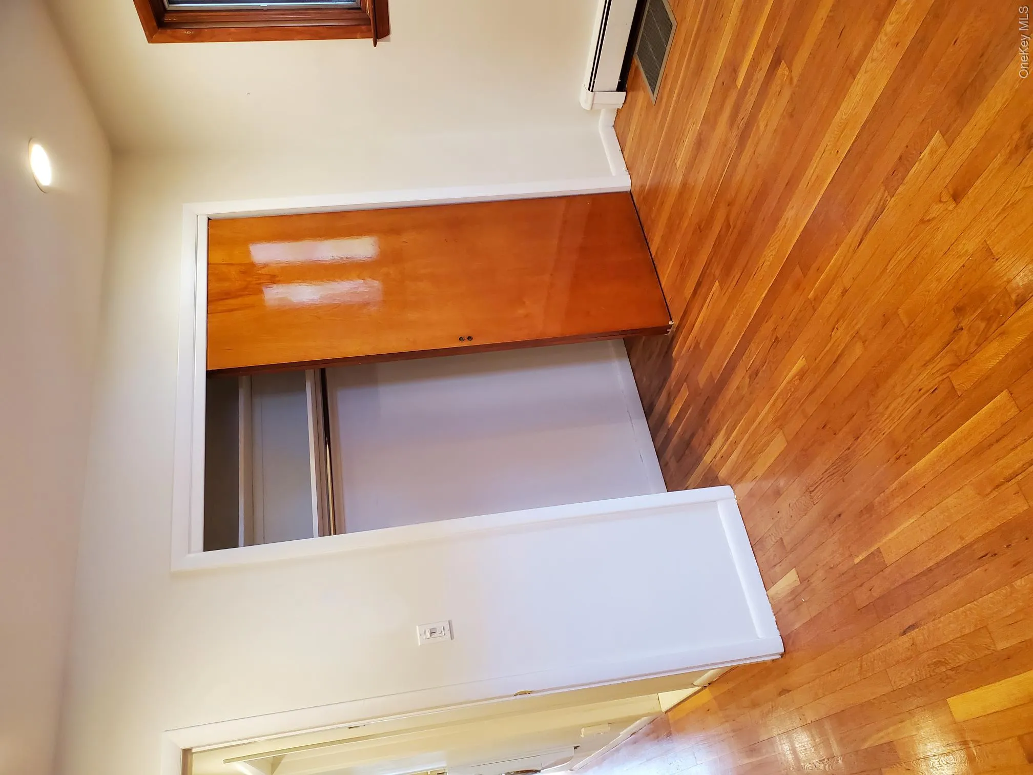 55 Juniper Road, North Hempstead, NY, 1 Bedroom Bedrooms, 4 Rooms Rooms,1 BathroomBathrooms,Residential Lease,For Rent,Juniper,0,987016 55 Juniper Road, North Hempstead, NY, 1 Bedroom Bedrooms, 4 Rooms Rooms,1 BathroomBathrooms,Residential Lease,For Rent,Juniper,0,987016