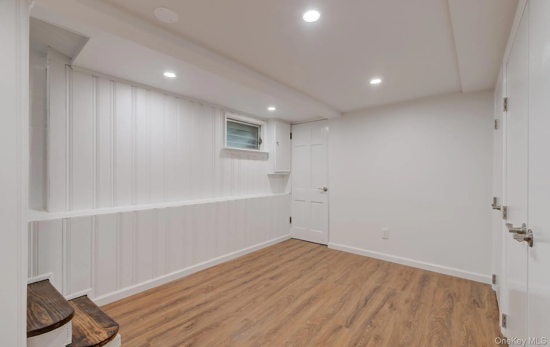 23 Park Avenue, Oyster Bay, NY, 1 Bedroom Bedrooms, 4 Rooms Rooms,1 BathroomBathrooms,Residential Lease,For Rent,Park,0,987017 23 Park Avenue, Oyster Bay, NY, 1 Bedroom Bedrooms, 4 Rooms Rooms,1 BathroomBathrooms,Residential Lease,For Rent,Park,0,987017