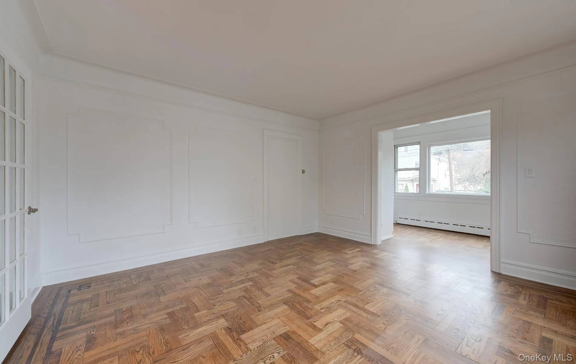 23 Park Avenue, Oyster Bay, NY, 1 Bedroom Bedrooms, 4 Rooms Rooms,1 BathroomBathrooms,Residential Lease,For Rent,Park,0,987017 23 Park Avenue, Oyster Bay, NY, 1 Bedroom Bedrooms, 4 Rooms Rooms,1 BathroomBathrooms,Residential Lease,For Rent,Park,0,987017