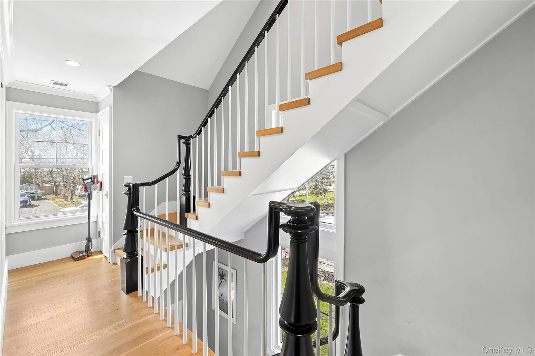64 Hazelwood Avenue, Southampton, NY, 4 Bedrooms Bedrooms, 7 Rooms Rooms,3 BathroomsBathrooms,Residential,For Rent,Hazelwood,0,987034 64 Hazelwood Avenue, Southampton, NY, 4 Bedrooms Bedrooms, 7 Rooms Rooms,3 BathroomsBathrooms,Residential,For Rent,Hazelwood,0,987034