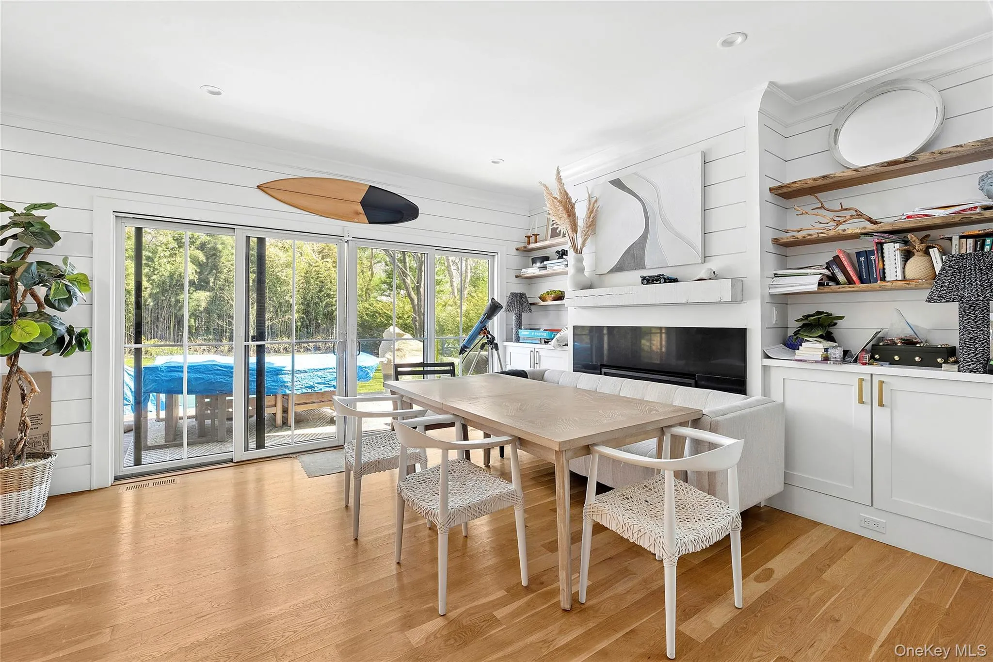 64 Hazelwood Avenue, Southampton, NY, 4 Bedrooms Bedrooms, 7 Rooms Rooms,3 BathroomsBathrooms,Residential,For Rent,Hazelwood,0,987034 64 Hazelwood Avenue, Southampton, NY, 4 Bedrooms Bedrooms, 7 Rooms Rooms,3 BathroomsBathrooms,Residential,For Rent,Hazelwood,0,987034
