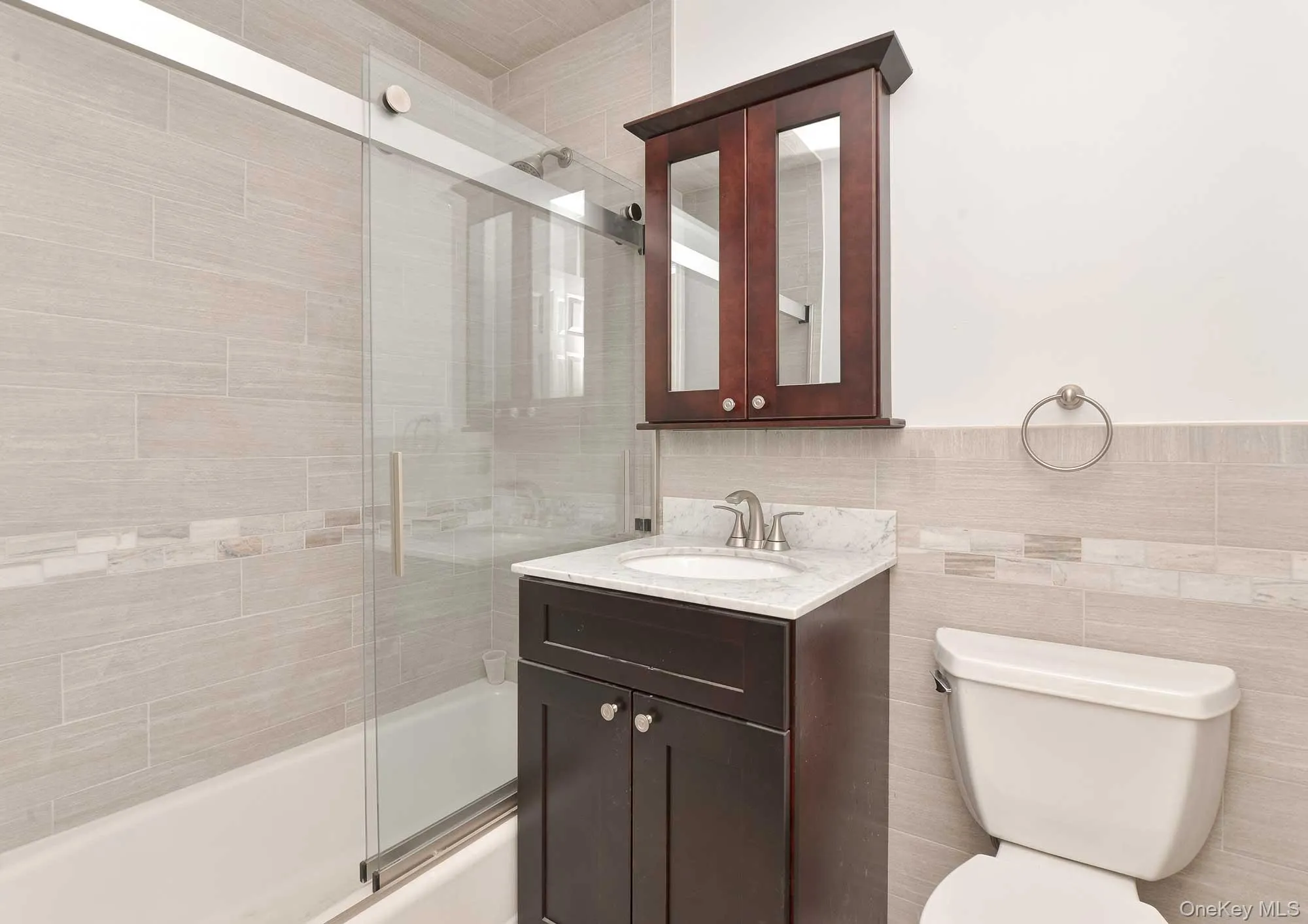 101 Gedney Street, Orangetown, NY, 2 Bedrooms Bedrooms, 4 Rooms Rooms,2 BathroomsBathrooms,Residential Lease,For Rent,Gedney,0,987043 101 Gedney Street, Orangetown, NY, 2 Bedrooms Bedrooms, 4 Rooms Rooms,2 BathroomsBathrooms,Residential Lease,For Rent,Gedney,0,987043