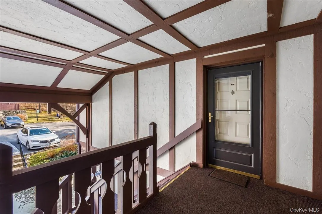 39 Foxwood Circle, Mount Kisco, NY, 1 Bedroom Bedrooms, 4 Rooms Rooms,1 BathroomBathrooms,Residential Lease,For Rent,Foxwood,0,987050 39 Foxwood Circle, Mount Kisco, NY, 1 Bedroom Bedrooms, 4 Rooms Rooms,1 BathroomBathrooms,Residential Lease,For Rent,Foxwood,0,987050