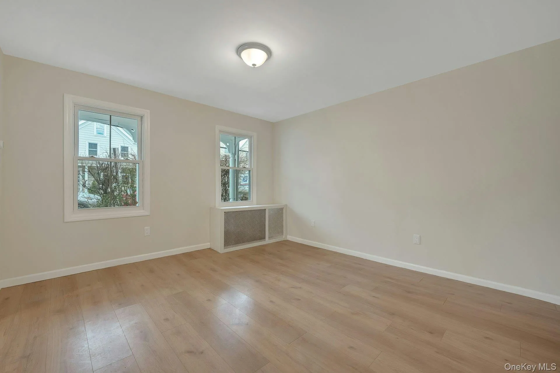 25 Washington Street, Greenburgh, NY, 3 Bedrooms Bedrooms, 6 Rooms Rooms,1 BathroomBathrooms,Residential Lease,For Rent,Washington,0,987059 25 Washington Street, Greenburgh, NY, 3 Bedrooms Bedrooms, 6 Rooms Rooms,1 BathroomBathrooms,Residential Lease,For Rent,Washington,0,987059
