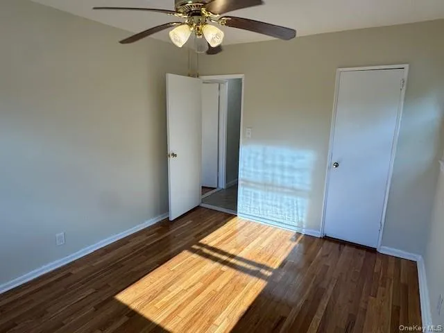 25-56 72 Street, New York, NY, 2 Bedrooms Bedrooms, 5 Rooms Rooms,1 BathroomBathrooms,Residential Lease,For Rent,72,0,987060 25-56 72 Street, New York, NY, 2 Bedrooms Bedrooms, 5 Rooms Rooms,1 BathroomBathrooms,Residential Lease,For Rent,72,0,987060
