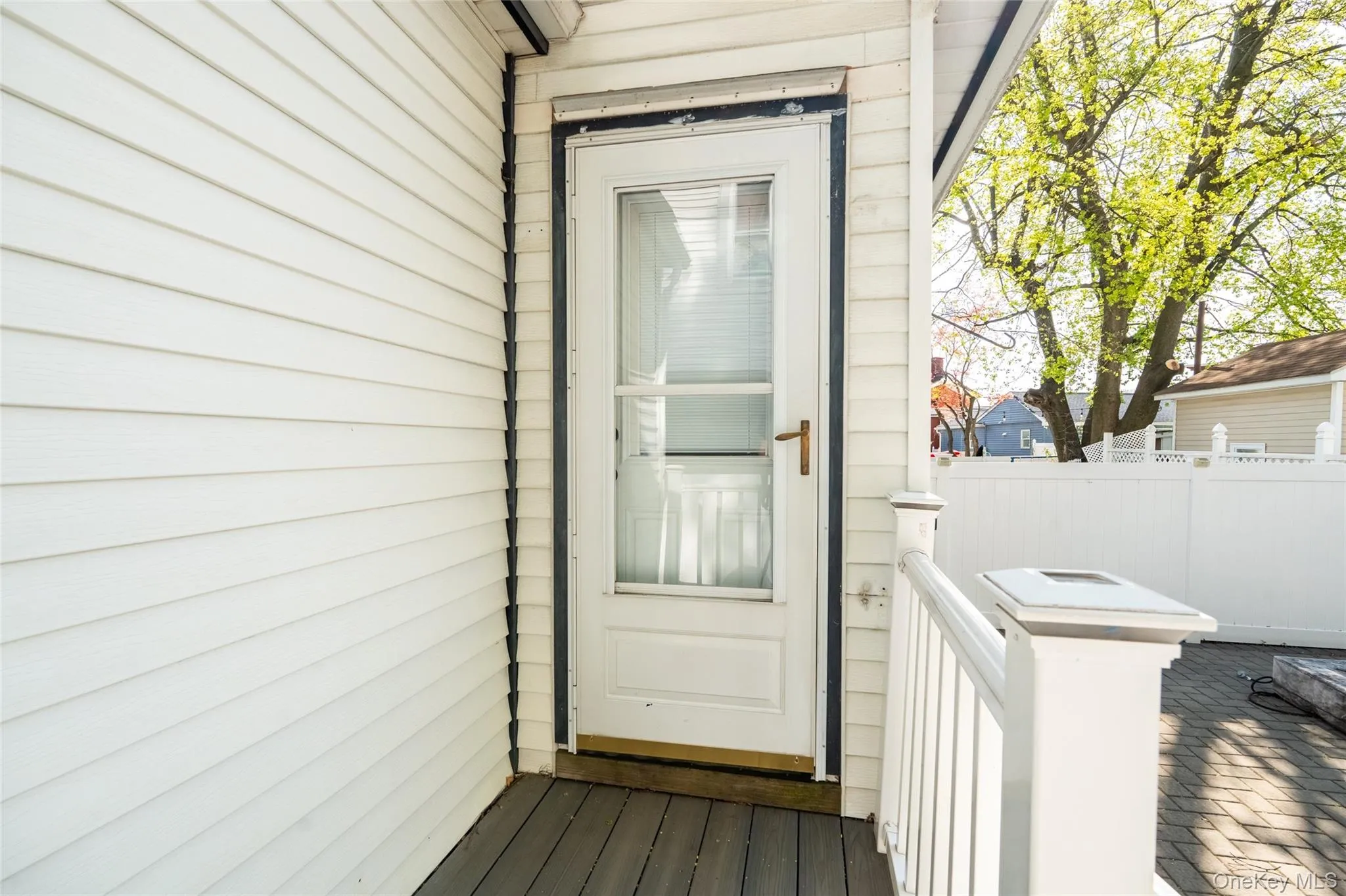 Back entry Back entry