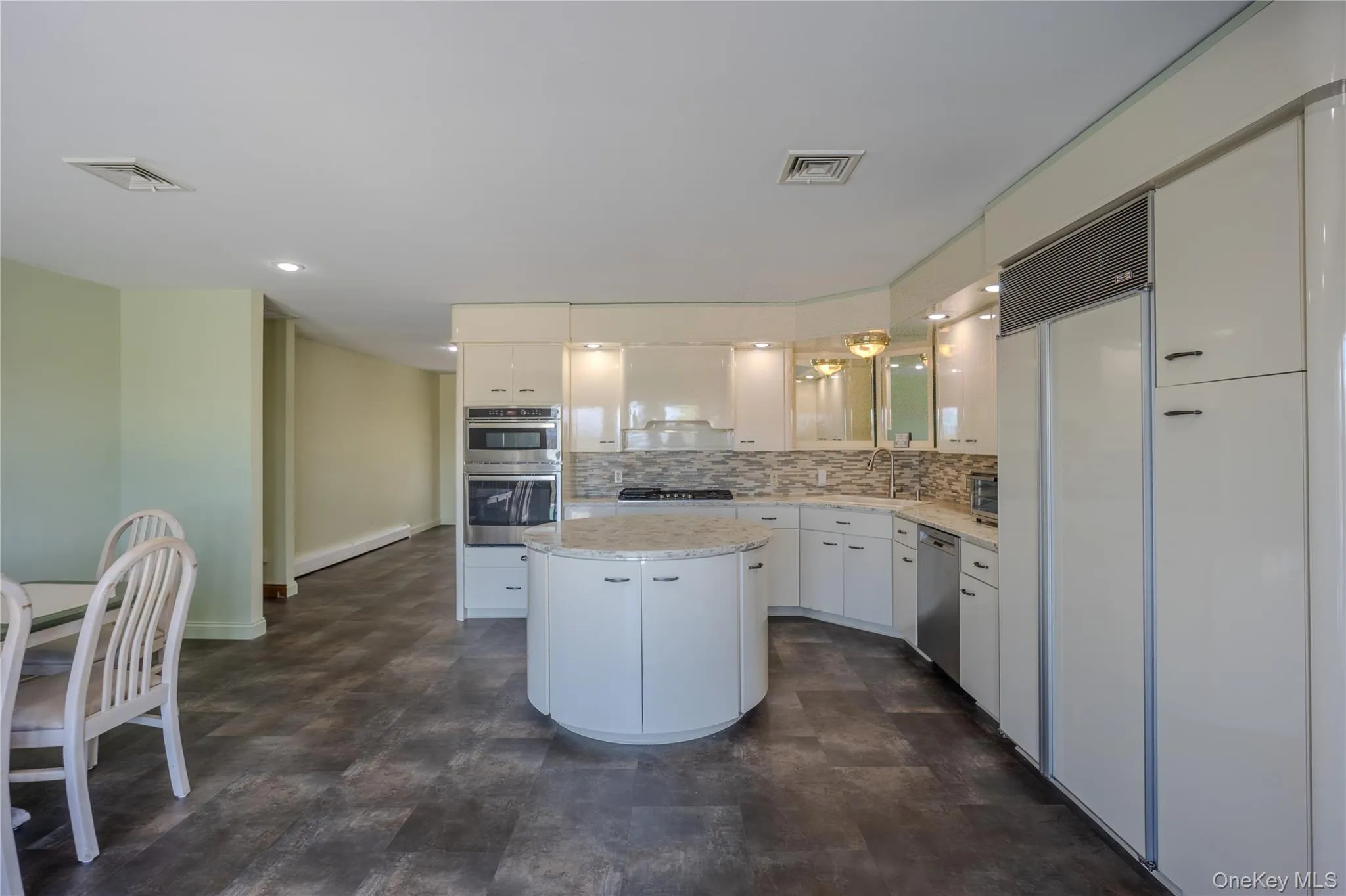 19-21 Lamela Drive, Marlboro, NY, 2 Bedrooms Bedrooms, 5 Rooms Rooms,2 BathroomsBathrooms,Residential Lease,For Rent,Lamela,0,987082 19-21 Lamela Drive, Marlboro, NY, 2 Bedrooms Bedrooms, 5 Rooms Rooms,2 BathroomsBathrooms,Residential Lease,For Rent,Lamela,0,987082