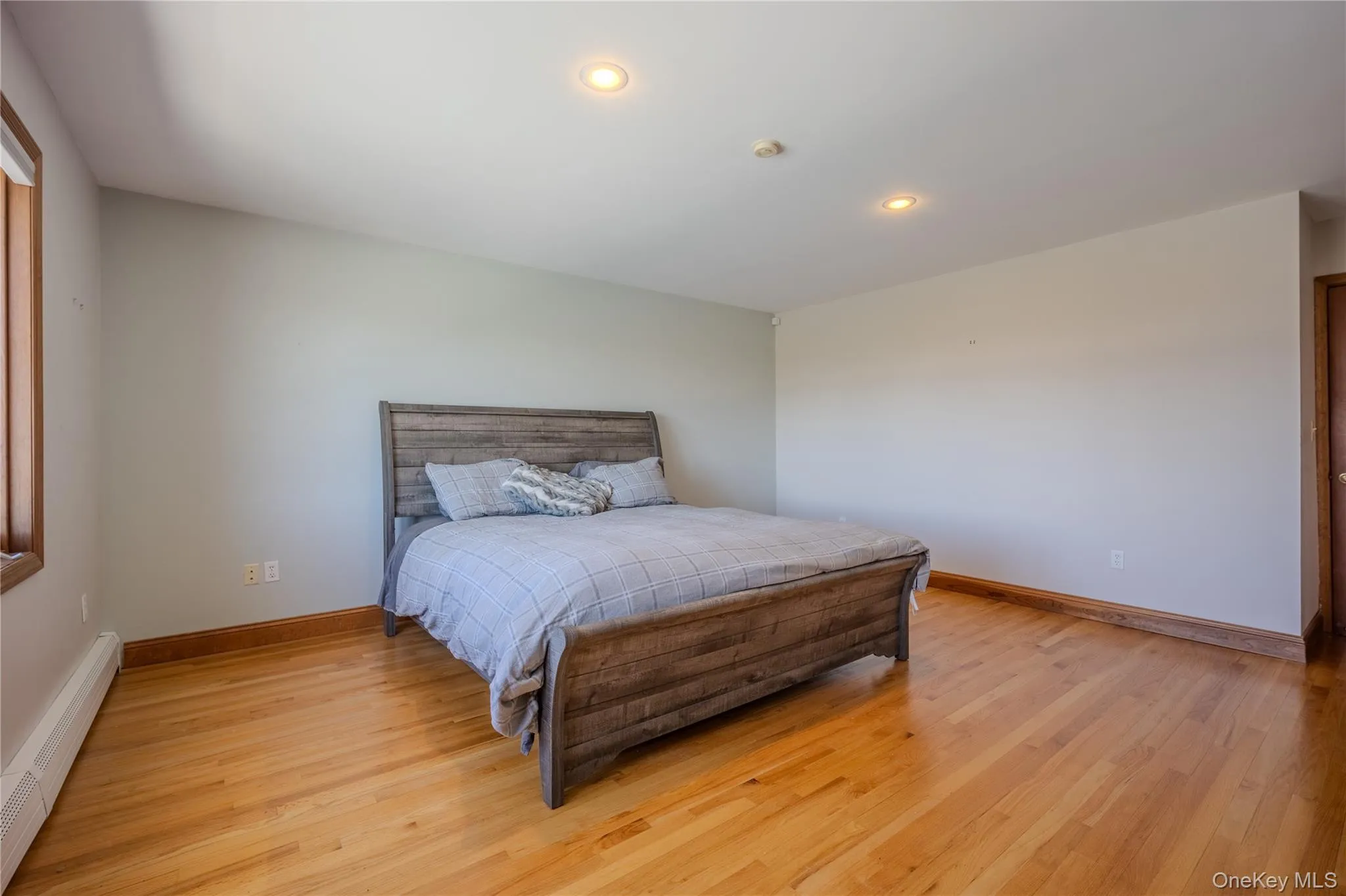 19-21 Lamela Drive, Marlboro, NY, 2 Bedrooms Bedrooms, 5 Rooms Rooms,2 BathroomsBathrooms,Residential Lease,For Rent,Lamela,0,987082 19-21 Lamela Drive, Marlboro, NY, 2 Bedrooms Bedrooms, 5 Rooms Rooms,2 BathroomsBathrooms,Residential Lease,For Rent,Lamela,0,987082