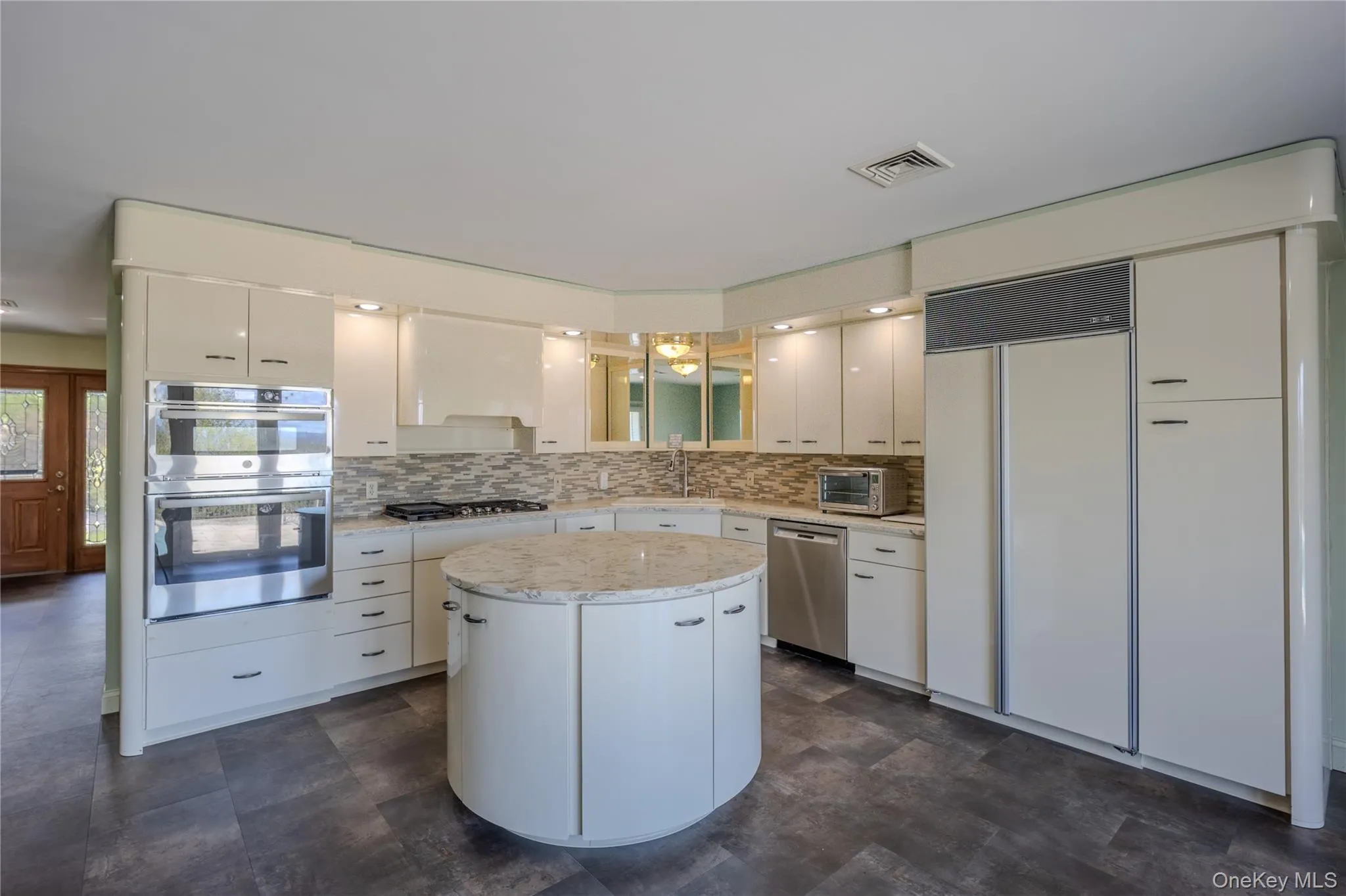 19-21 Lamela Drive, Marlboro, NY, 2 Bedrooms Bedrooms, 5 Rooms Rooms,2 BathroomsBathrooms,Residential Lease,For Rent,Lamela,0,987082 19-21 Lamela Drive, Marlboro, NY, 2 Bedrooms Bedrooms, 5 Rooms Rooms,2 BathroomsBathrooms,Residential Lease,For Rent,Lamela,0,987082