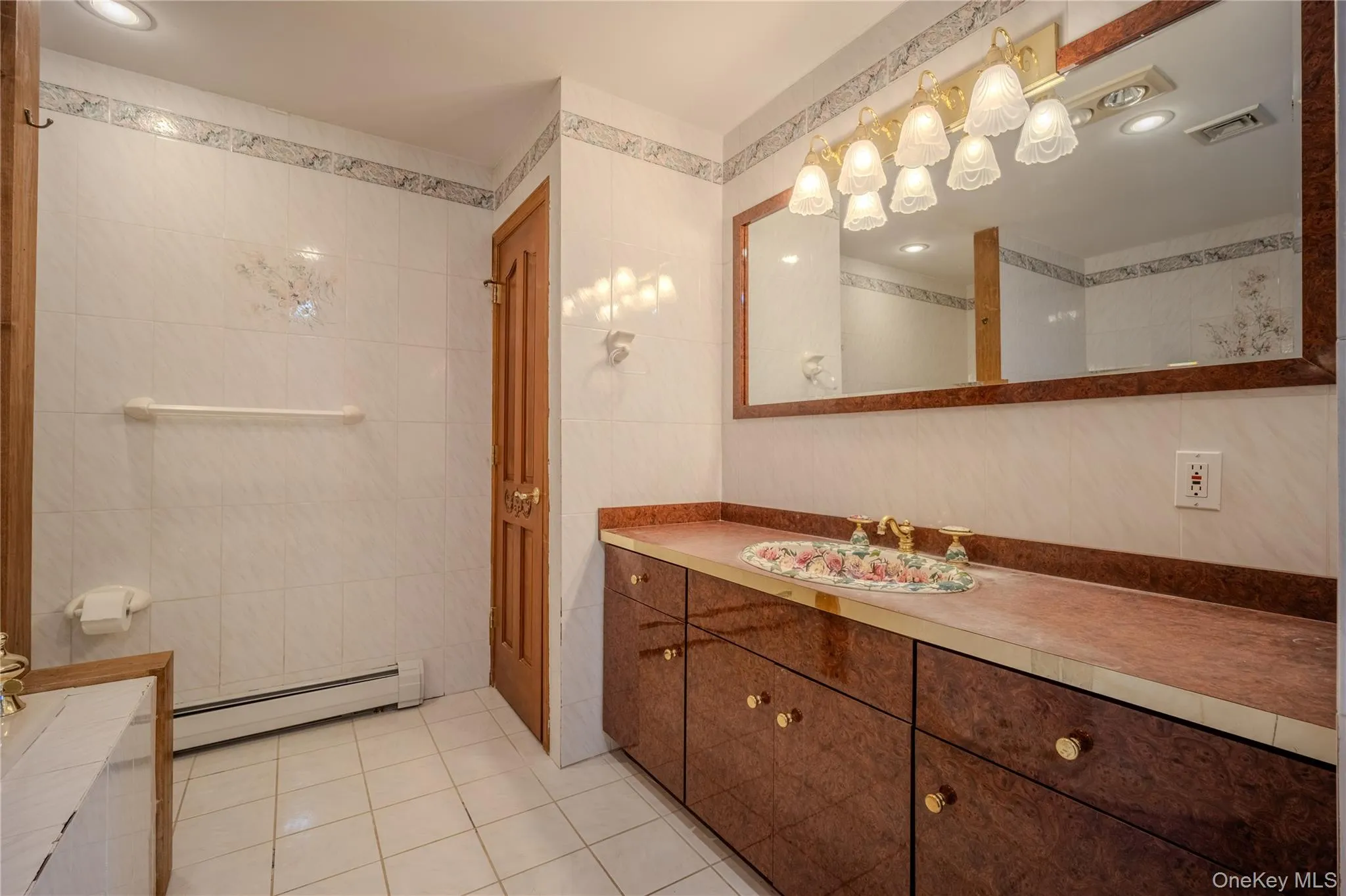 19-21 Lamela Drive, Marlboro, NY, 2 Bedrooms Bedrooms, 5 Rooms Rooms,2 BathroomsBathrooms,Residential Lease,For Rent,Lamela,0,987082 19-21 Lamela Drive, Marlboro, NY, 2 Bedrooms Bedrooms, 5 Rooms Rooms,2 BathroomsBathrooms,Residential Lease,For Rent,Lamela,0,987082