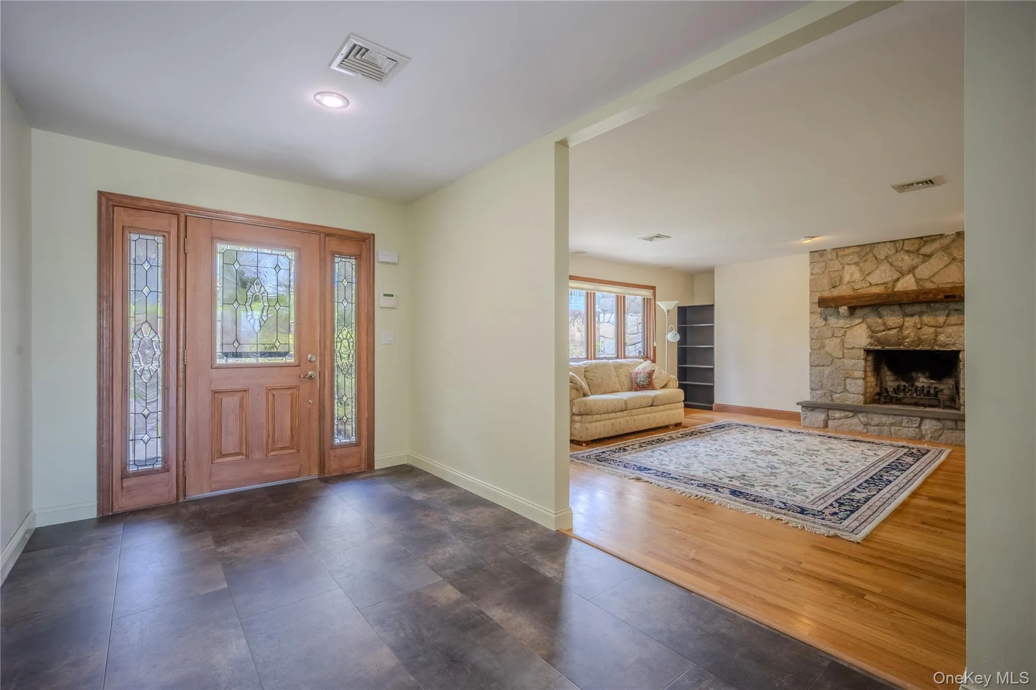 19-21 Lamela Drive, Marlboro, NY, 2 Bedrooms Bedrooms, 5 Rooms Rooms,2 BathroomsBathrooms,Residential Lease,For Rent,Lamela,0,987082 19-21 Lamela Drive, Marlboro, NY, 2 Bedrooms Bedrooms, 5 Rooms Rooms,2 BathroomsBathrooms,Residential Lease,For Rent,Lamela,0,987082