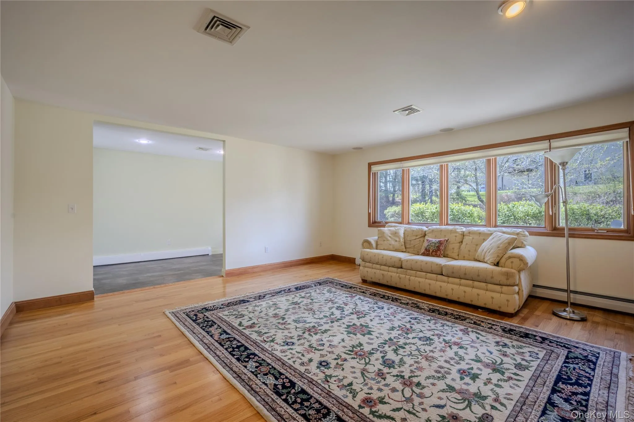 19-21 Lamela Drive, Marlboro, NY, 2 Bedrooms Bedrooms, 5 Rooms Rooms,2 BathroomsBathrooms,Residential Lease,For Rent,Lamela,0,987082 19-21 Lamela Drive, Marlboro, NY, 2 Bedrooms Bedrooms, 5 Rooms Rooms,2 BathroomsBathrooms,Residential Lease,For Rent,Lamela,0,987082