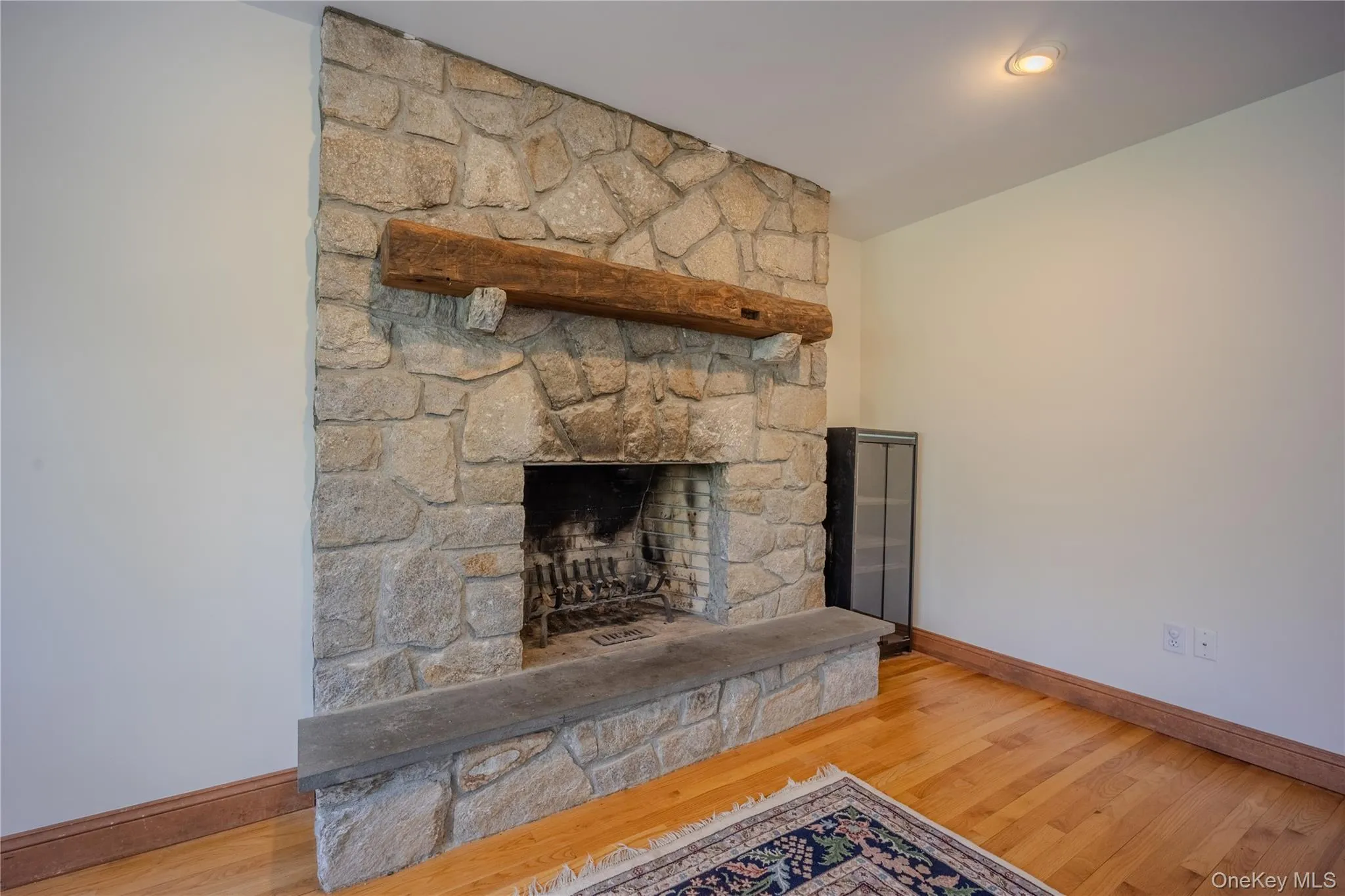 19-21 Lamela Drive, Marlboro, NY, 2 Bedrooms Bedrooms, 5 Rooms Rooms,2 BathroomsBathrooms,Residential Lease,For Rent,Lamela,0,987082 19-21 Lamela Drive, Marlboro, NY, 2 Bedrooms Bedrooms, 5 Rooms Rooms,2 BathroomsBathrooms,Residential Lease,For Rent,Lamela,0,987082