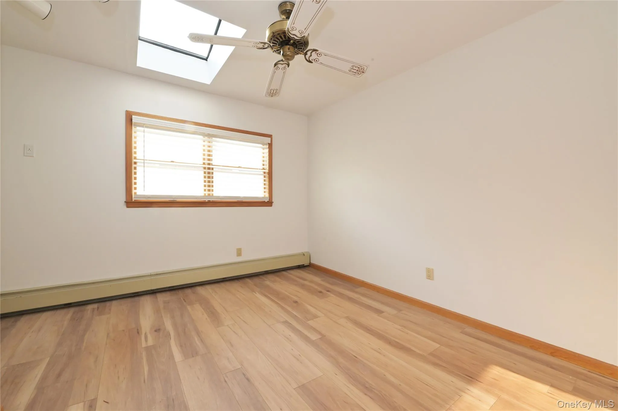 249-48 Rushmore Terrace, New York, NY, 3 Bedrooms Bedrooms, 7 Rooms Rooms,2 BathroomsBathrooms,Residential Lease,For Rent,Rushmore,0,987087 249-48 Rushmore Terrace, New York, NY, 3 Bedrooms Bedrooms, 7 Rooms Rooms,2 BathroomsBathrooms,Residential Lease,For Rent,Rushmore,0,987087