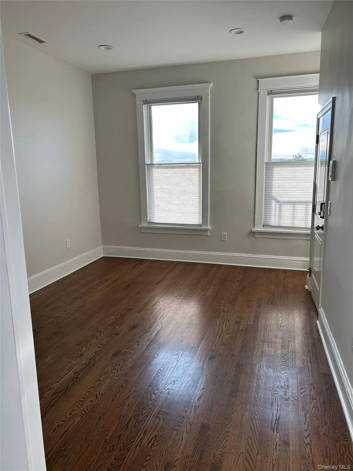Hardwood floors and lots of light Hardwood floors and lots of light