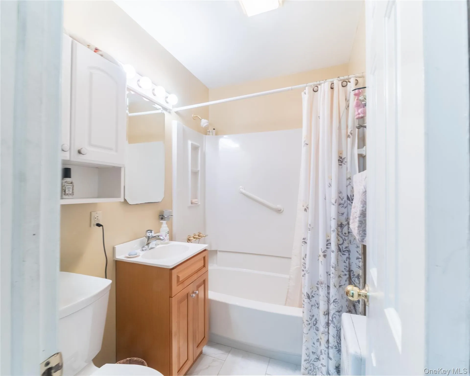 12 Maywood Avenue, Rye Town, NY, 2 Bedrooms Bedrooms, 5 Rooms Rooms,2 BathroomsBathrooms,Residential,For Rent,Maywood,0,987114 12 Maywood Avenue, Rye Town, NY, 2 Bedrooms Bedrooms, 5 Rooms Rooms,2 BathroomsBathrooms,Residential,For Rent,Maywood,0,987114