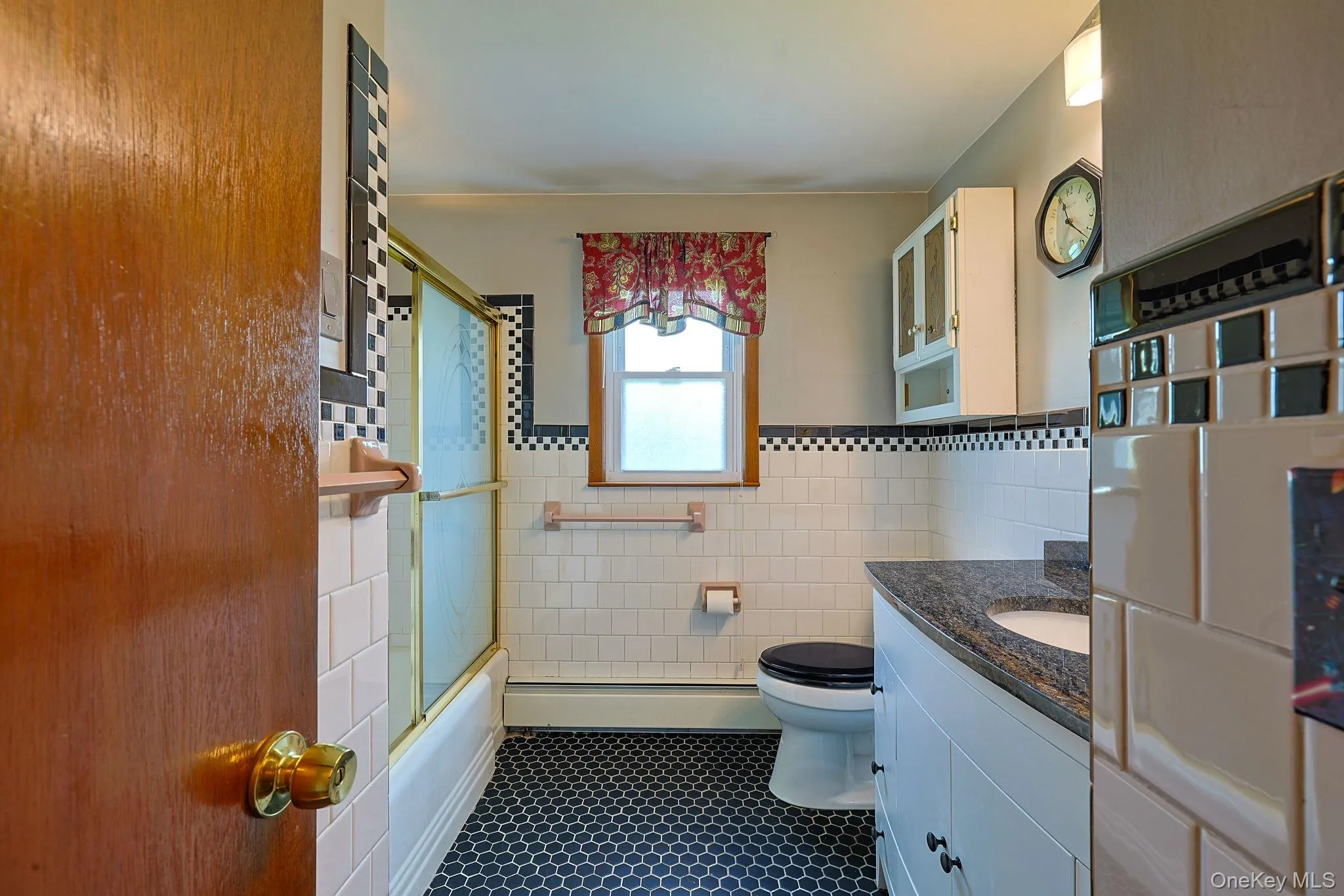3 Regimental Place, New Windsor, NY, 3 Bedrooms Bedrooms, 7 Rooms Rooms,1 BathroomBathrooms,Residential Sale,For Rent,Regimental,0,987124 3 Regimental Place, New Windsor, NY, 3 Bedrooms Bedrooms, 7 Rooms Rooms,1 BathroomBathrooms,Residential Sale,For Rent,Regimental,0,987124