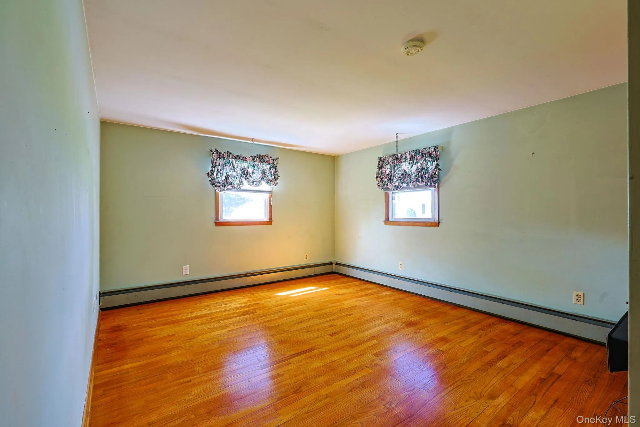 3 Regimental Place, New Windsor, NY, 3 Bedrooms Bedrooms, 7 Rooms Rooms,1 BathroomBathrooms,Residential Sale,For Rent,Regimental,0,987124 3 Regimental Place, New Windsor, NY, 3 Bedrooms Bedrooms, 7 Rooms Rooms,1 BathroomBathrooms,Residential Sale,For Rent,Regimental,0,987124