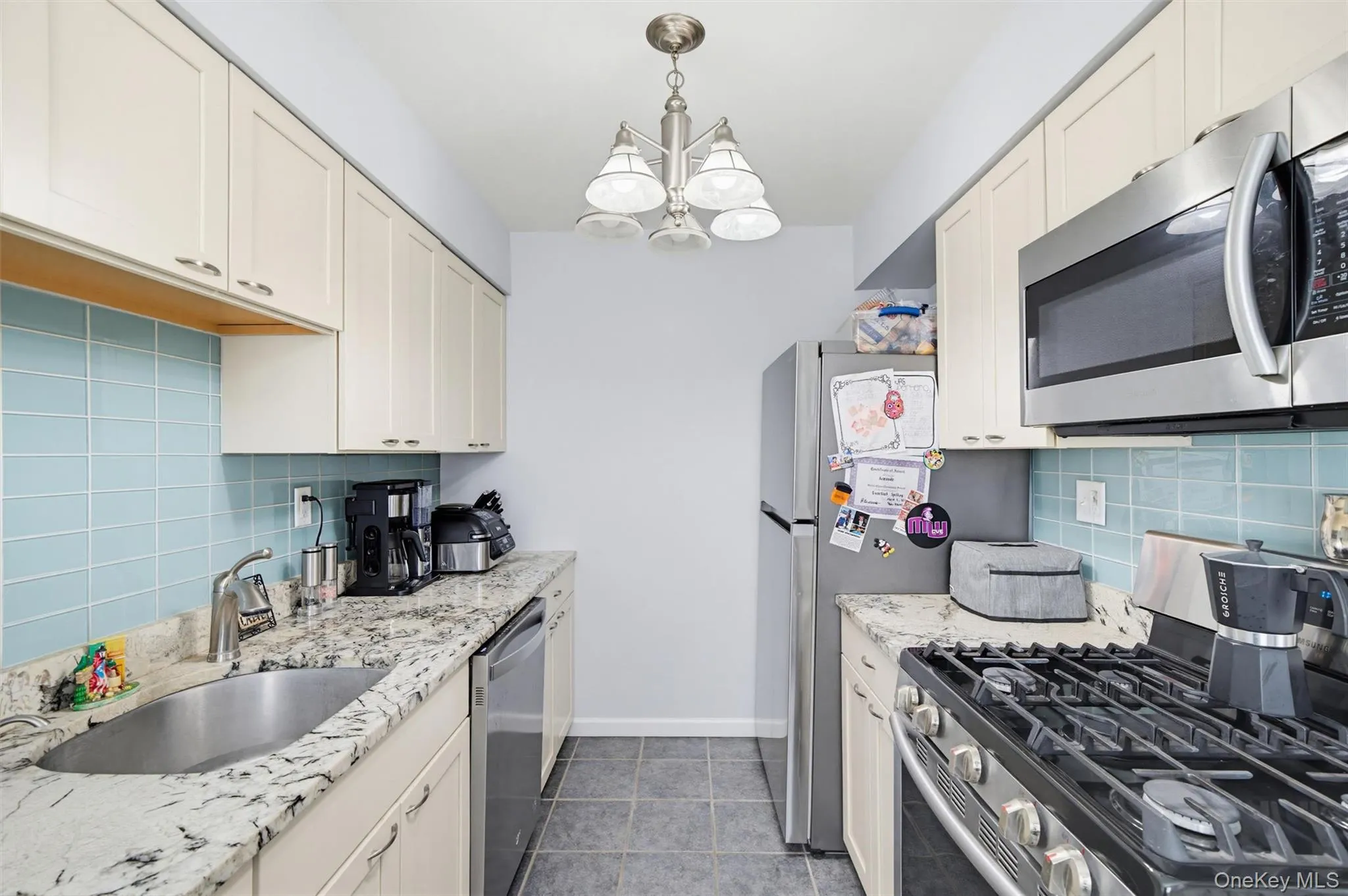 8 Laurel Court, Woodbury, NY, 3 Bedrooms Bedrooms, 9 Rooms Rooms,3 BathroomsBathrooms,Residential,For Rent,Laurel,0,987125 8 Laurel Court, Woodbury, NY, 3 Bedrooms Bedrooms, 9 Rooms Rooms,3 BathroomsBathrooms,Residential,For Rent,Laurel,0,987125
