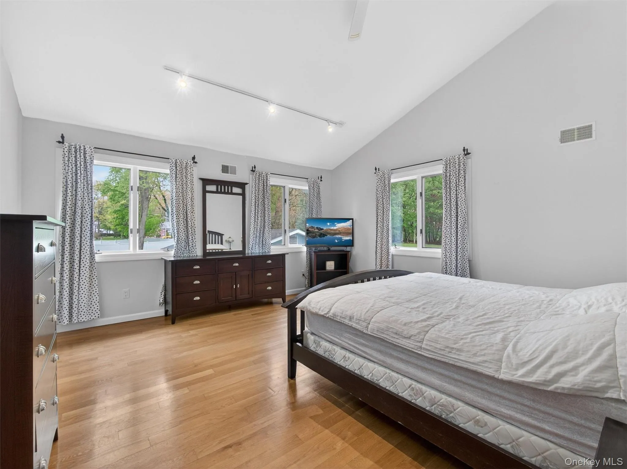 58A New Hempstead Road, Clarkstown, NY, 5 Bedrooms Bedrooms, 7 Rooms Rooms,3 BathroomsBathrooms,Residential,For Rent,New Hempstead,0,987134 58A New Hempstead Road, Clarkstown, NY, 5 Bedrooms Bedrooms, 7 Rooms Rooms,3 BathroomsBathrooms,Residential,For Rent,New Hempstead,0,987134