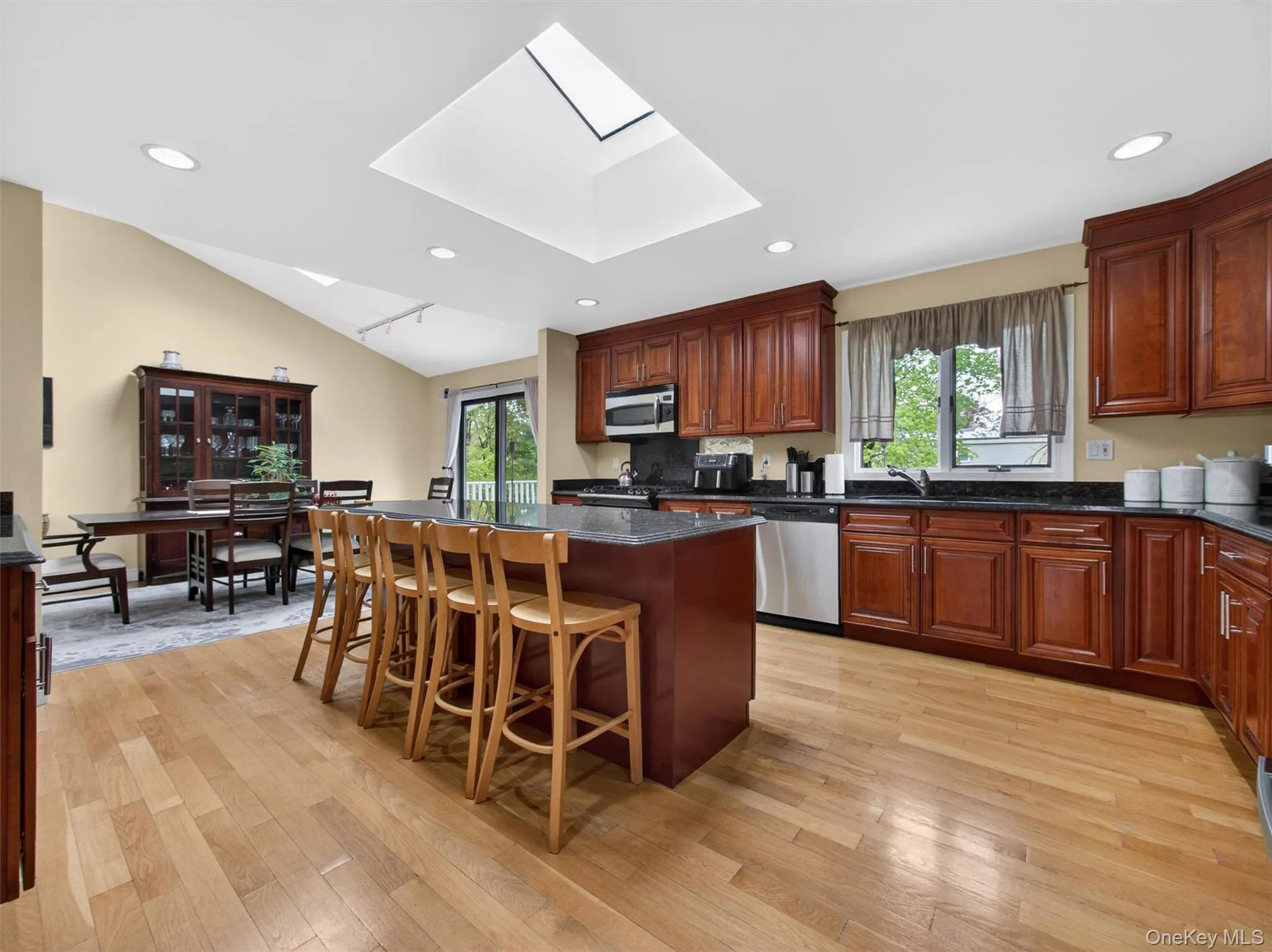 58A New Hempstead Road, Clarkstown, NY, 5 Bedrooms Bedrooms, 7 Rooms Rooms,3 BathroomsBathrooms,Residential,For Rent,New Hempstead,0,987134 58A New Hempstead Road, Clarkstown, NY, 5 Bedrooms Bedrooms, 7 Rooms Rooms,3 BathroomsBathrooms,Residential,For Rent,New Hempstead,0,987134