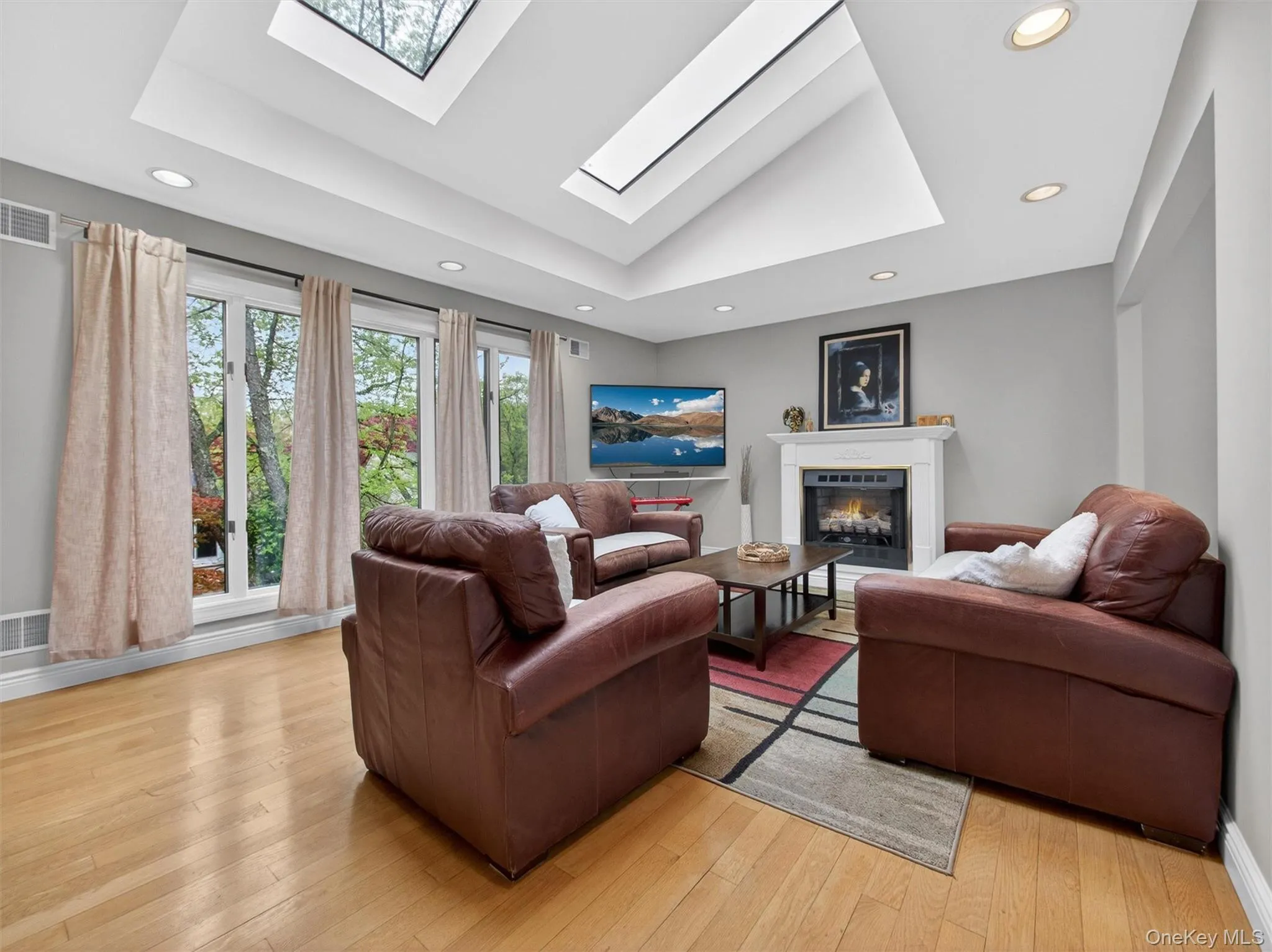 58A New Hempstead Road, Clarkstown, NY, 5 Bedrooms Bedrooms, 7 Rooms Rooms,3 BathroomsBathrooms,Residential,For Rent,New Hempstead,0,987134 58A New Hempstead Road, Clarkstown, NY, 5 Bedrooms Bedrooms, 7 Rooms Rooms,3 BathroomsBathrooms,Residential,For Rent,New Hempstead,0,987134