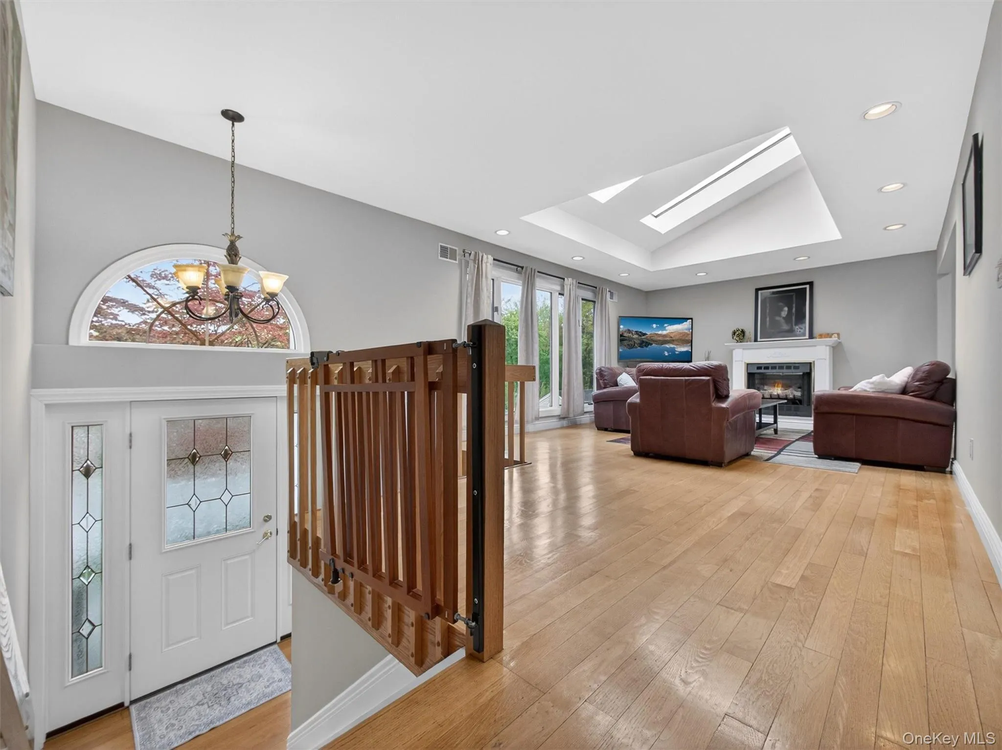 58A New Hempstead Road, Clarkstown, NY, 5 Bedrooms Bedrooms, 7 Rooms Rooms,3 BathroomsBathrooms,Residential,For Rent,New Hempstead,0,987134 58A New Hempstead Road, Clarkstown, NY, 5 Bedrooms Bedrooms, 7 Rooms Rooms,3 BathroomsBathrooms,Residential,For Rent,New Hempstead,0,987134