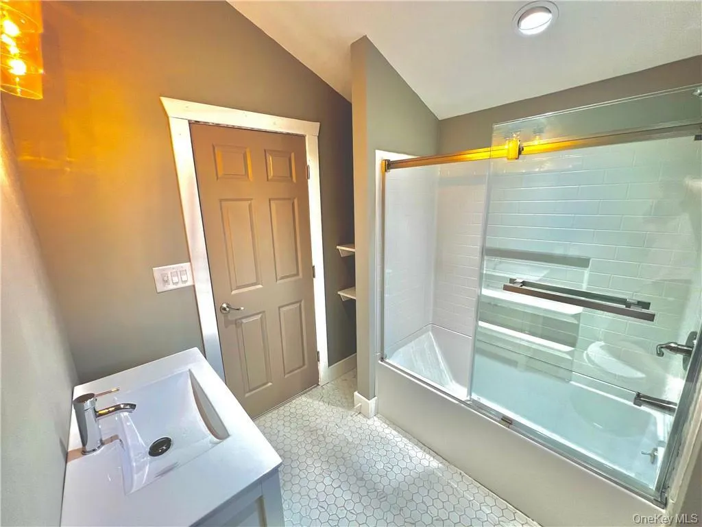 23 Richard Street, Ramapo, NY, 3 Bedrooms Bedrooms, 7 Rooms Rooms,2 BathroomsBathrooms,Residential Lease,For Rent,Richard,0,987143 23 Richard Street, Ramapo, NY, 3 Bedrooms Bedrooms, 7 Rooms Rooms,2 BathroomsBathrooms,Residential Lease,For Rent,Richard,0,987143