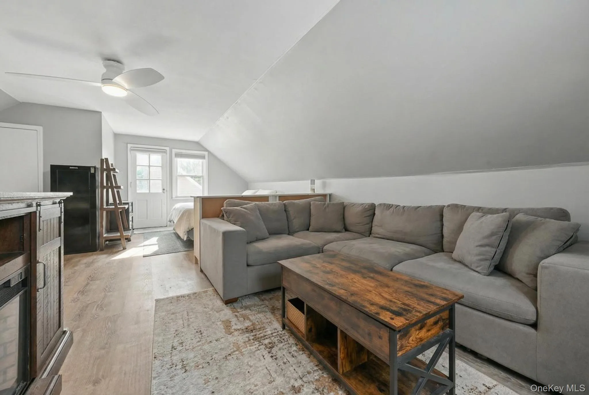 6 Willow Road, North Hempstead, NY, 3 Bedrooms Bedrooms, 8 Rooms Rooms,2 BathroomsBathrooms,Residential,For Rent,Willow,0,KEY987144 6 Willow Road, North Hempstead, NY, 3 Bedrooms Bedrooms, 8 Rooms Rooms,2 BathroomsBathrooms,Residential,For Rent,Willow,0,KEY987144