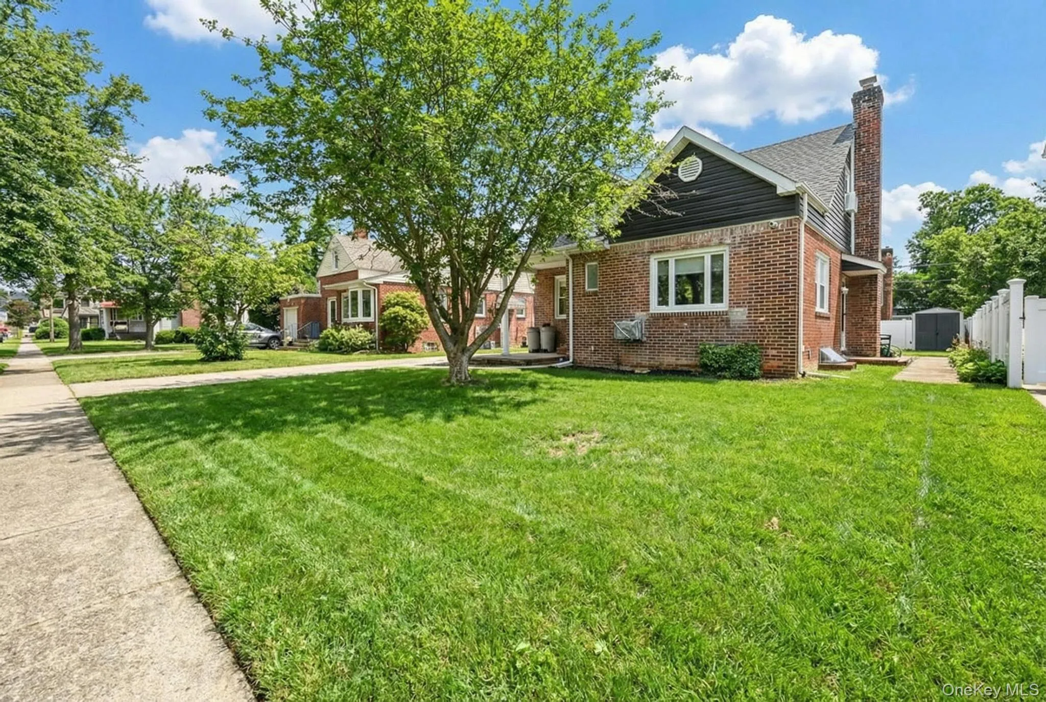 6 Willow Road, North Hempstead, NY, 3 Bedrooms Bedrooms, 8 Rooms Rooms,2 BathroomsBathrooms,Residential,For Rent,Willow,0,KEY987144 6 Willow Road, North Hempstead, NY, 3 Bedrooms Bedrooms, 8 Rooms Rooms,2 BathroomsBathrooms,Residential,For Rent,Willow,0,KEY987144