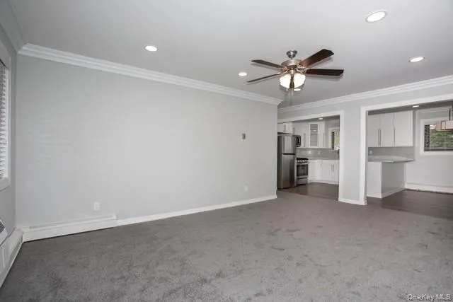 26 Perry Boulevard, Babylon, NY, 1 Bedroom Bedrooms, 3 Rooms Rooms,1 BathroomBathrooms,Residential Lease,For Rent,Perry,0,987152 26 Perry Boulevard, Babylon, NY, 1 Bedroom Bedrooms, 3 Rooms Rooms,1 BathroomBathrooms,Residential Lease,For Rent,Perry,0,987152