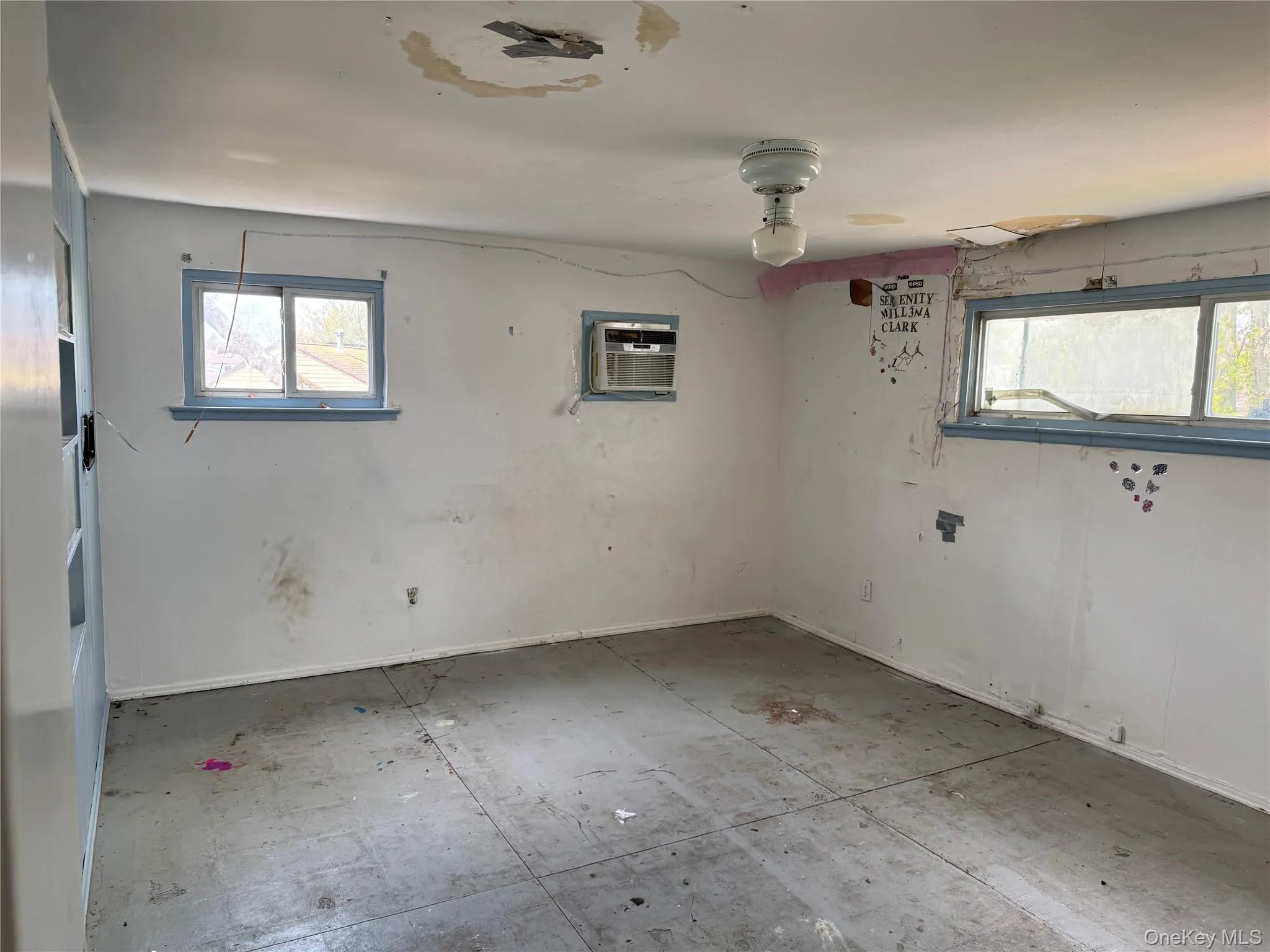 41 Princeton Street, Islip, NY, 4 Bedrooms Bedrooms, 7 Rooms Rooms,2 BathroomsBathrooms,Residential Sale,For Rent,Princeton,0,987155 41 Princeton Street, Islip, NY, 4 Bedrooms Bedrooms, 7 Rooms Rooms,2 BathroomsBathrooms,Residential Sale,For Rent,Princeton,0,987155