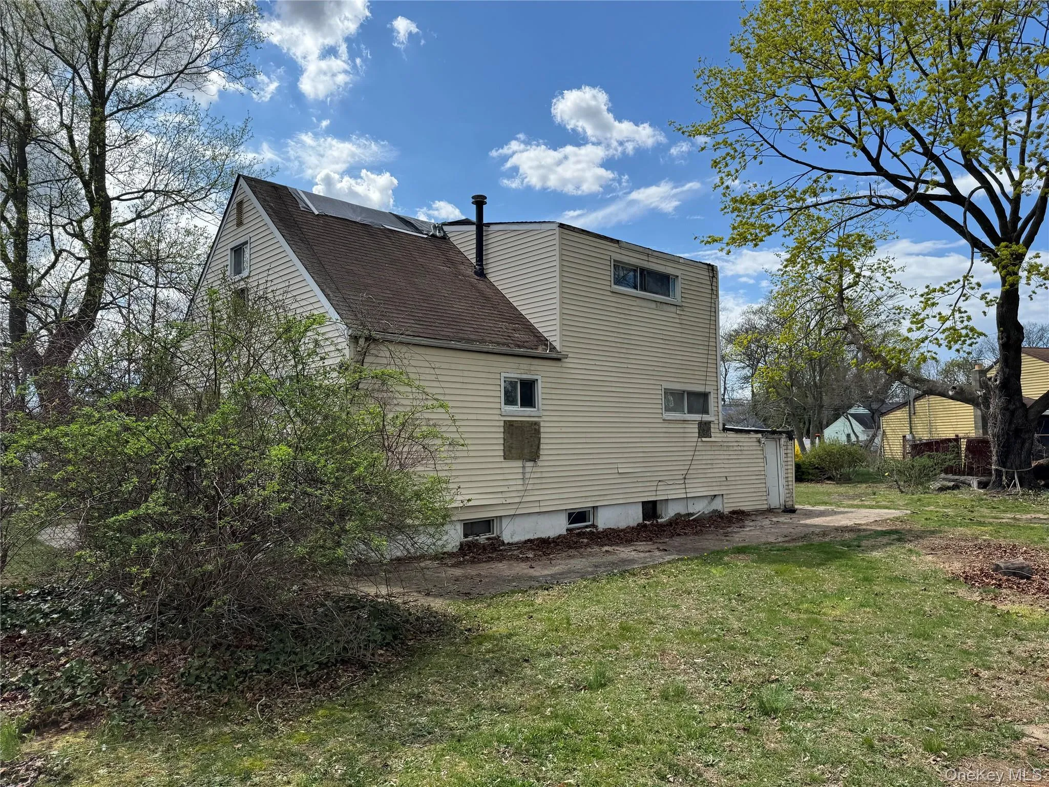 41 Princeton Street, Islip, NY, 4 Bedrooms Bedrooms, 7 Rooms Rooms,2 BathroomsBathrooms,Residential Sale,For Rent,Princeton,0,987155 41 Princeton Street, Islip, NY, 4 Bedrooms Bedrooms, 7 Rooms Rooms,2 BathroomsBathrooms,Residential Sale,For Rent,Princeton,0,987155