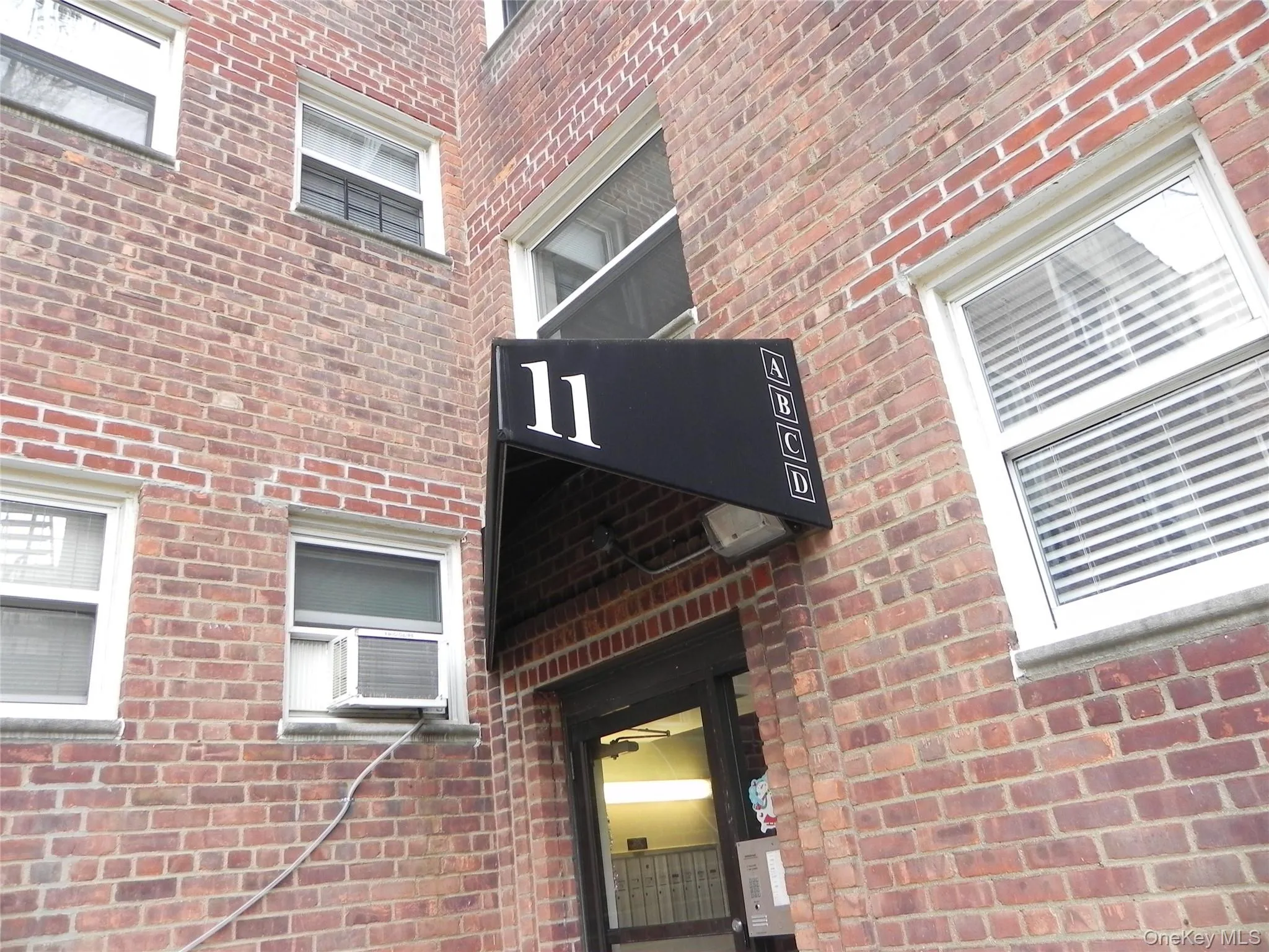 11 Schenck Avenue, North Hempstead, NY, 1 Bedroom Bedrooms, 3 Rooms Rooms,1 BathroomBathrooms,Residential Lease,For Rent,Schenck,0,987157 11 Schenck Avenue, North Hempstead, NY, 1 Bedroom Bedrooms, 3 Rooms Rooms,1 BathroomBathrooms,Residential Lease,For Rent,Schenck,0,987157