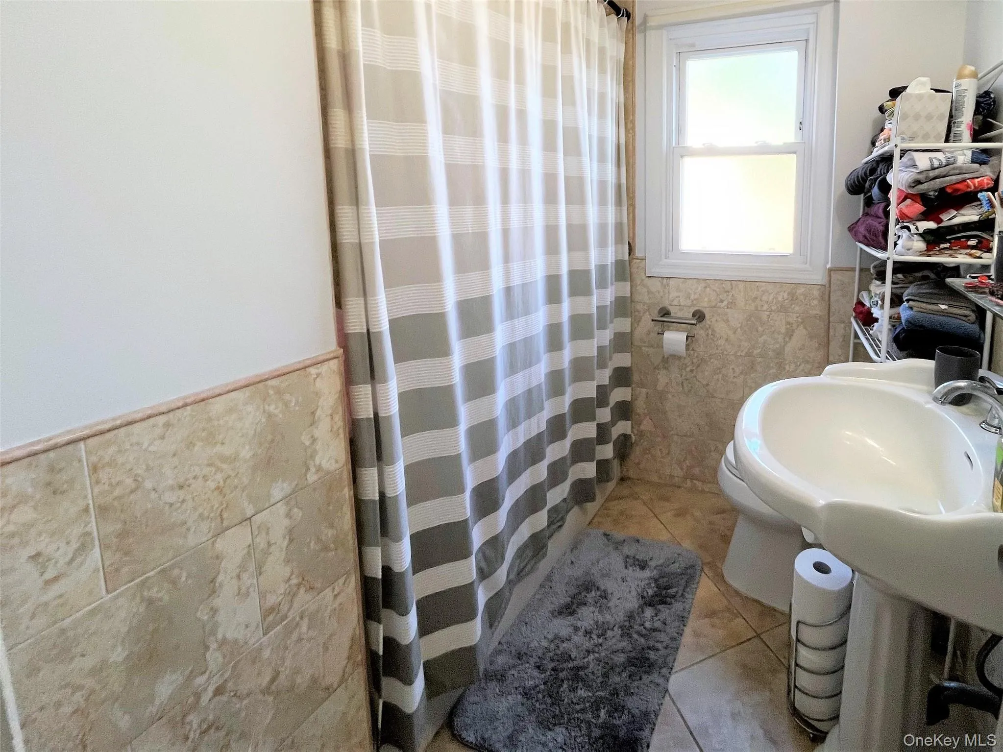 141 Nassau Lane, Hempstead, NY, 2 Bedrooms Bedrooms, 6 Rooms Rooms,1 BathroomBathrooms,Residential Lease,For Rent,Nassau,0,987159 141 Nassau Lane, Hempstead, NY, 2 Bedrooms Bedrooms, 6 Rooms Rooms,1 BathroomBathrooms,Residential Lease,For Rent,Nassau,0,987159