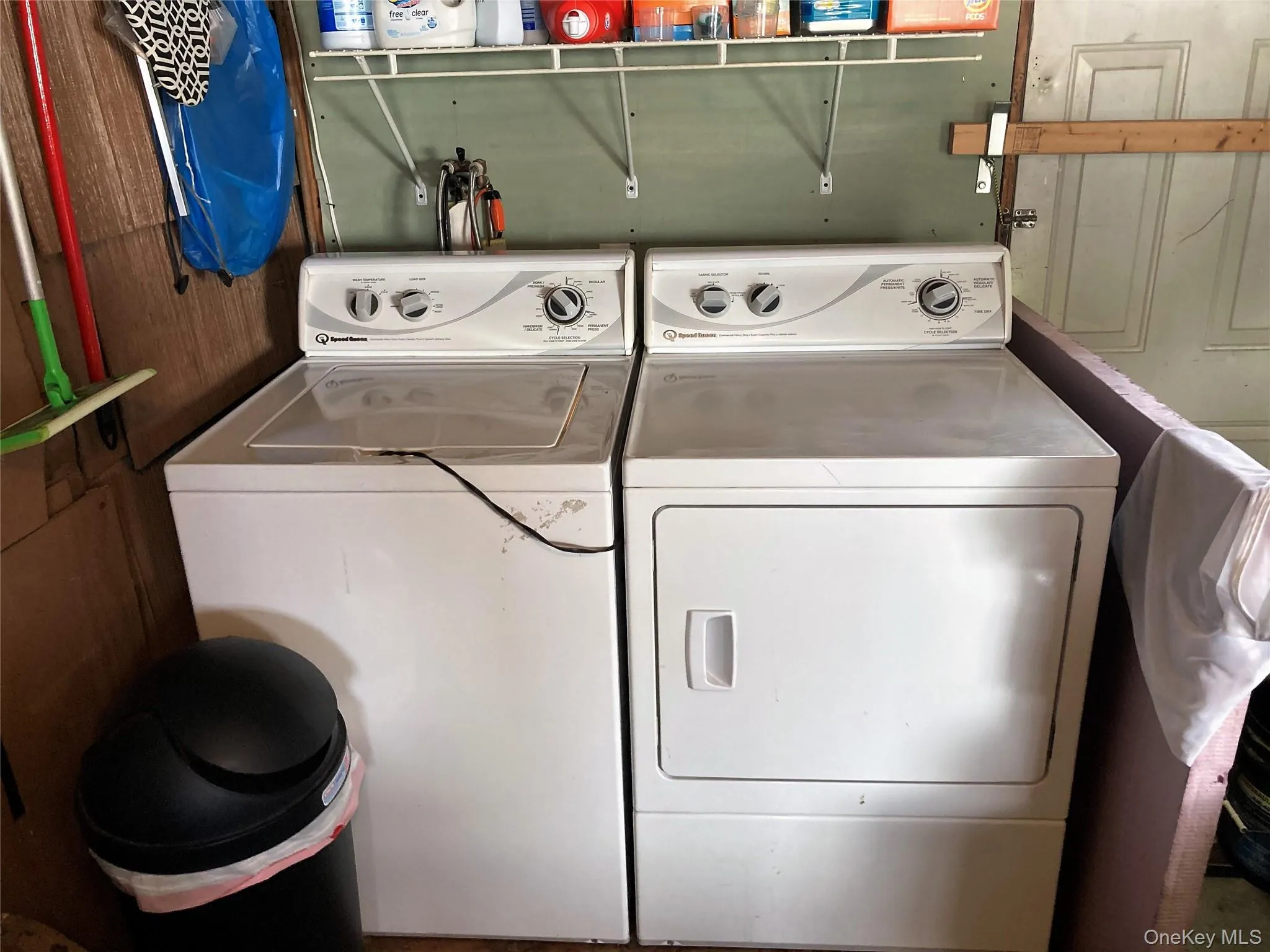 141 Nassau Lane, Hempstead, NY, 2 Bedrooms Bedrooms, 6 Rooms Rooms,1 BathroomBathrooms,Residential Lease,For Rent,Nassau,0,987159 141 Nassau Lane, Hempstead, NY, 2 Bedrooms Bedrooms, 6 Rooms Rooms,1 BathroomBathrooms,Residential Lease,For Rent,Nassau,0,987159