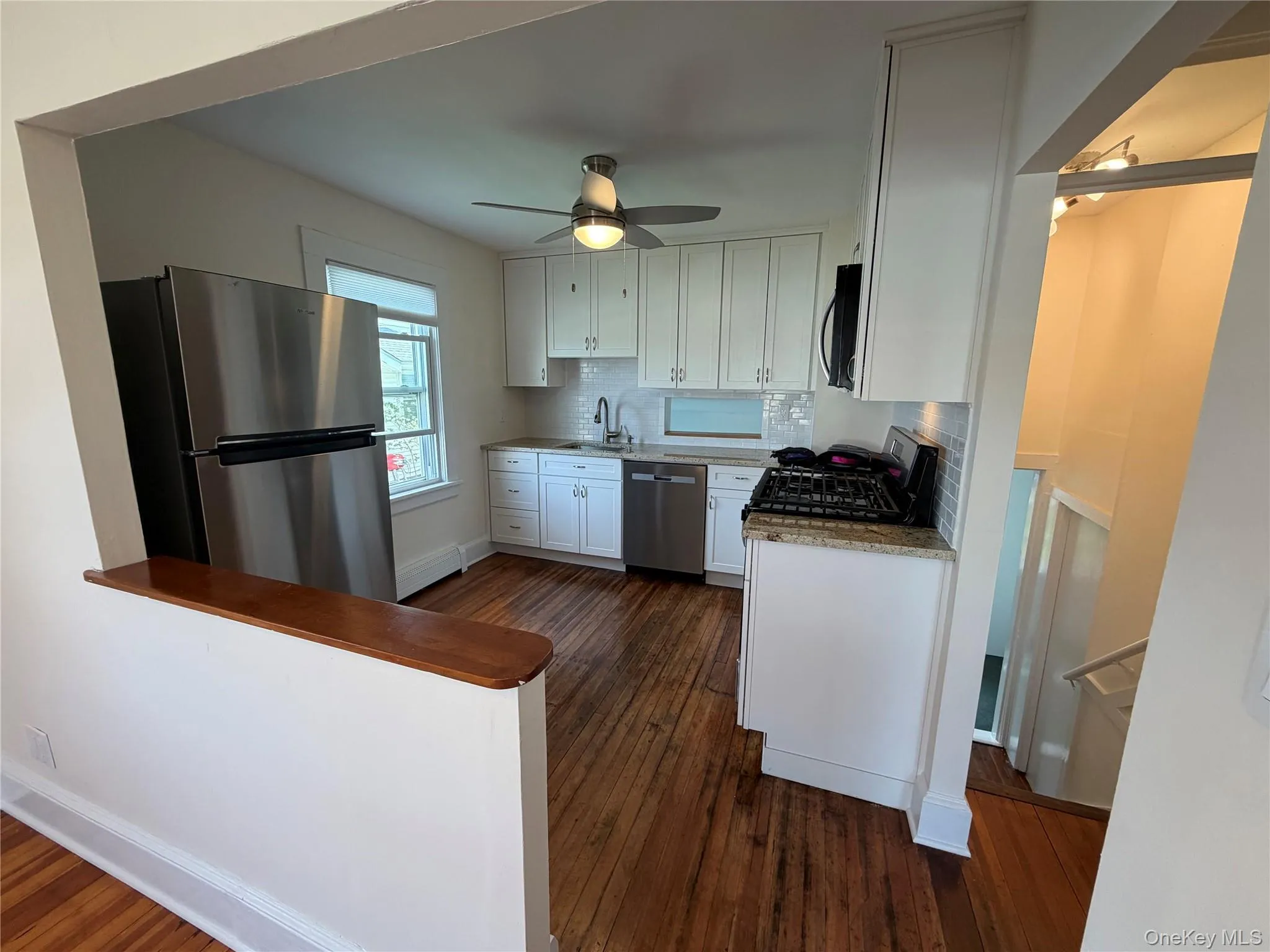 41 Mc Alpin Avenue, Carmel, NY, 1 Bedroom Bedrooms, 5 Rooms Rooms,1 BathroomBathrooms,Residential Lease,For Rent,Mc Alpin,0,987161 41 Mc Alpin Avenue, Carmel, NY, 1 Bedroom Bedrooms, 5 Rooms Rooms,1 BathroomBathrooms,Residential Lease,For Rent,Mc Alpin,0,987161