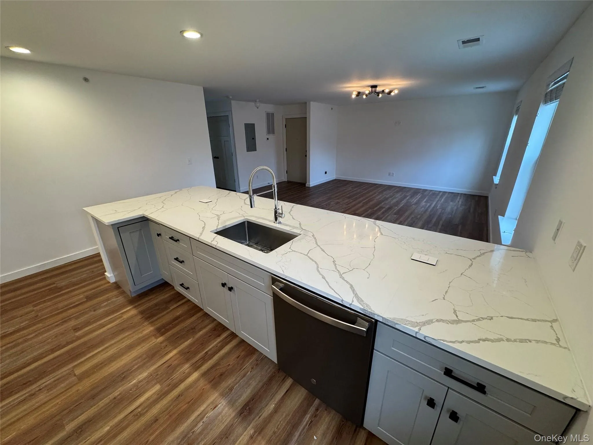 669 SHEAFE Road, Poughkeepsie (town), NY, 2 Bedrooms Bedrooms, 4 Rooms Rooms,2 BathroomsBathrooms,Residential Lease,For Rent,SHEAFE,0,987179 669 SHEAFE Road, Poughkeepsie (town), NY, 2 Bedrooms Bedrooms, 4 Rooms Rooms,2 BathroomsBathrooms,Residential Lease,For Rent,SHEAFE,0,987179