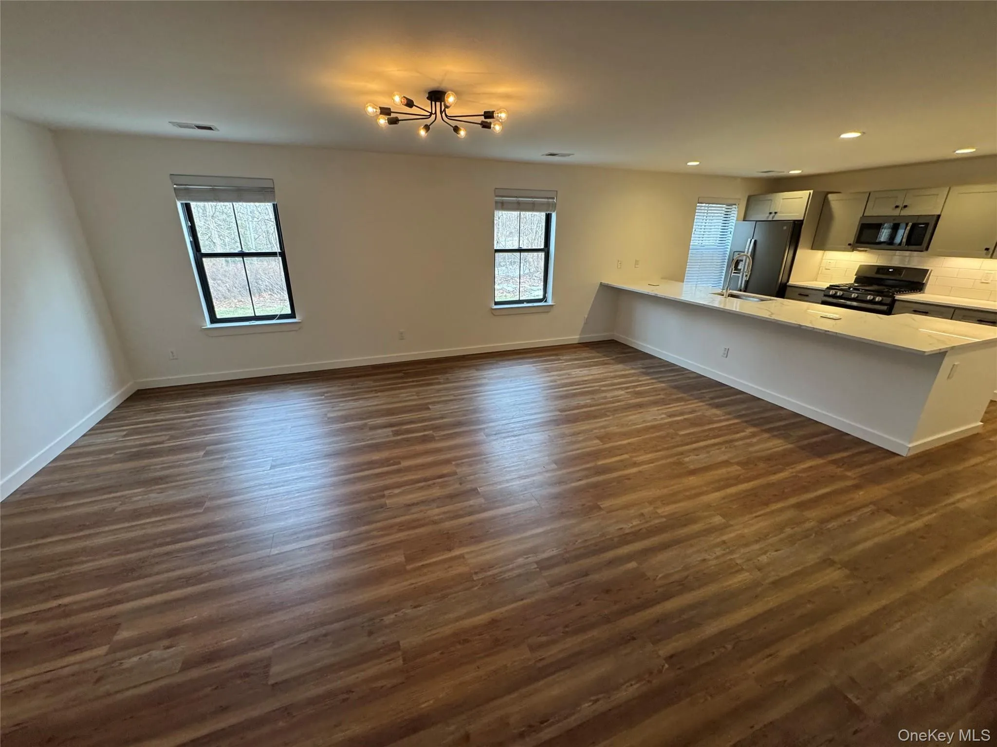 669 SHEAFE Road, Poughkeepsie (town), NY, 2 Bedrooms Bedrooms, 4 Rooms Rooms,2 BathroomsBathrooms,Residential Lease,For Rent,SHEAFE,0,987179 669 SHEAFE Road, Poughkeepsie (town), NY, 2 Bedrooms Bedrooms, 4 Rooms Rooms,2 BathroomsBathrooms,Residential Lease,For Rent,SHEAFE,0,987179