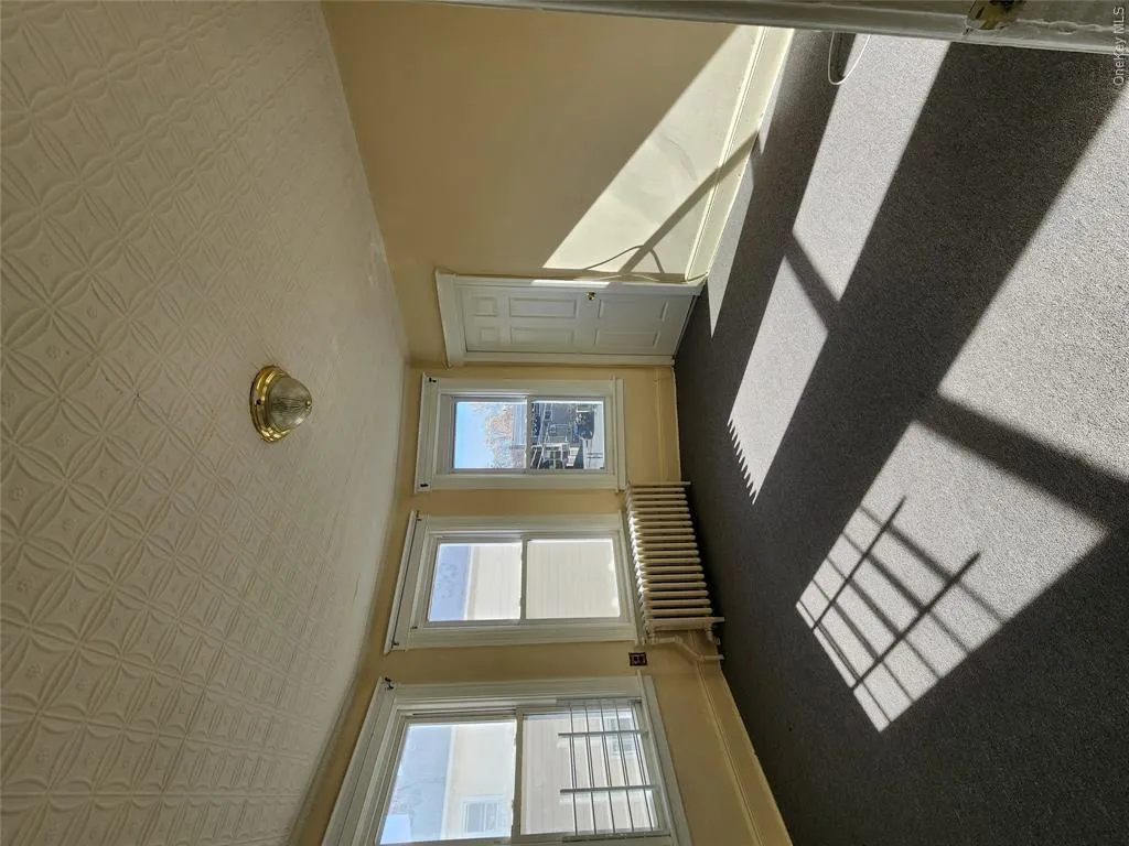 184 Trenchard Street, Yonkers, NY, 2 Bedrooms Bedrooms, 4 Rooms Rooms,1 BathroomBathrooms,Residential Lease,For Rent,Trenchard,0,987186 184 Trenchard Street, Yonkers, NY, 2 Bedrooms Bedrooms, 4 Rooms Rooms,1 BathroomBathrooms,Residential Lease,For Rent,Trenchard,0,987186