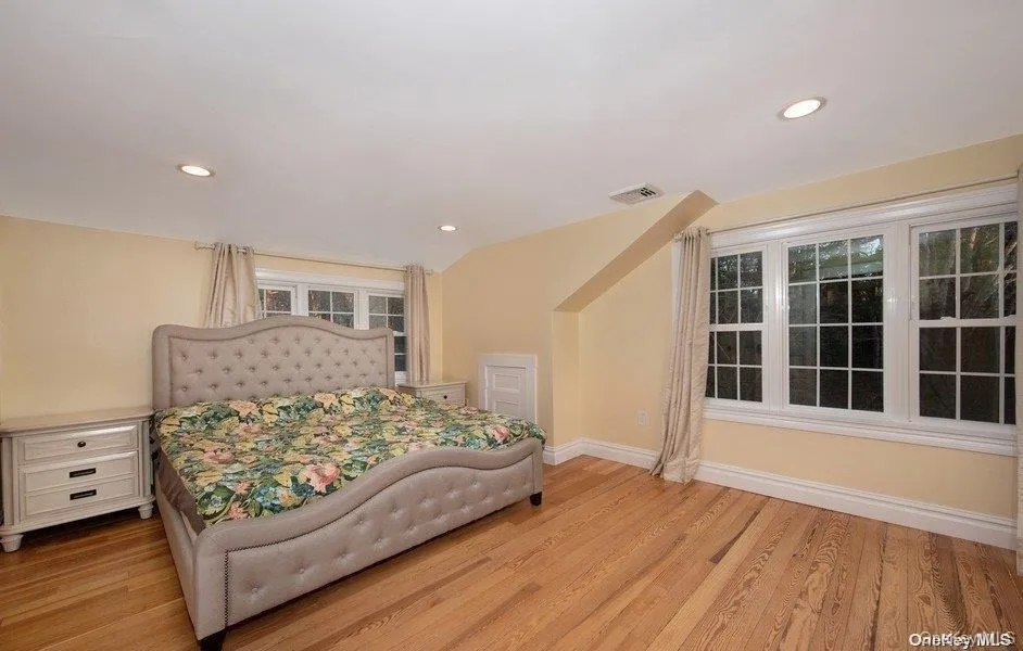 En Suite 4 with access to Bedroom 6 En Suite 4 with access to Bedroom 6