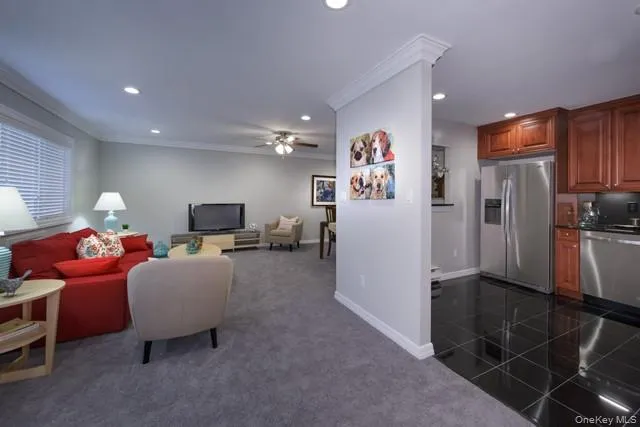 8 Hygate Place, Brookhaven, NY, 1 Bedroom Bedrooms, 4 Rooms Rooms,1 BathroomBathrooms,Residential Lease,For Rent,Hygate,0,987196 8 Hygate Place, Brookhaven, NY, 1 Bedroom Bedrooms, 4 Rooms Rooms,1 BathroomBathrooms,Residential Lease,For Rent,Hygate,0,987196