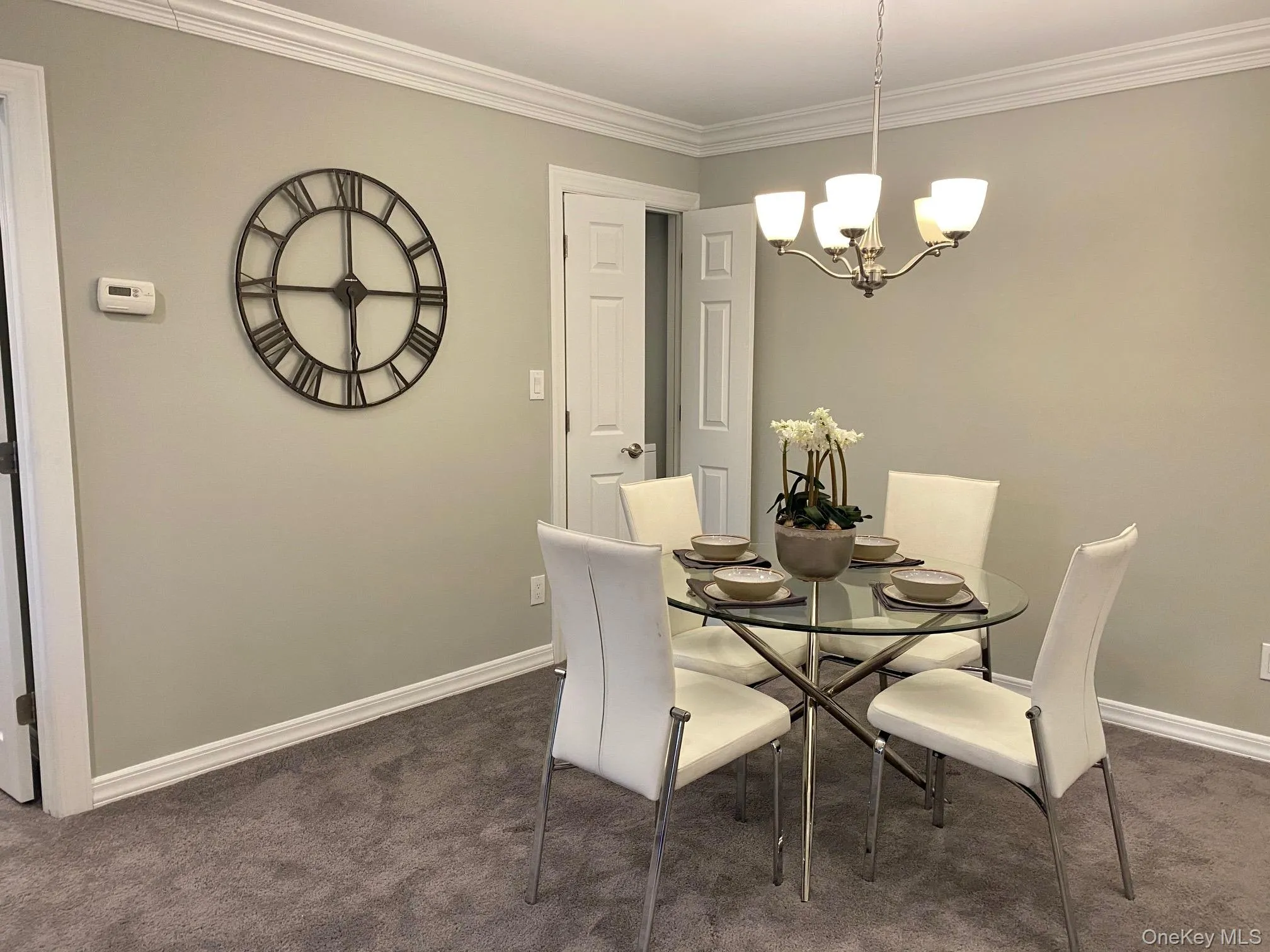 30 Westwood Drive, North Hempstead, NY, 2 Bedrooms Bedrooms, 5 Rooms Rooms,2 BathroomsBathrooms,Residential Lease,For Rent,Westwood,0,987204 30 Westwood Drive, North Hempstead, NY, 2 Bedrooms Bedrooms, 5 Rooms Rooms,2 BathroomsBathrooms,Residential Lease,For Rent,Westwood,0,987204