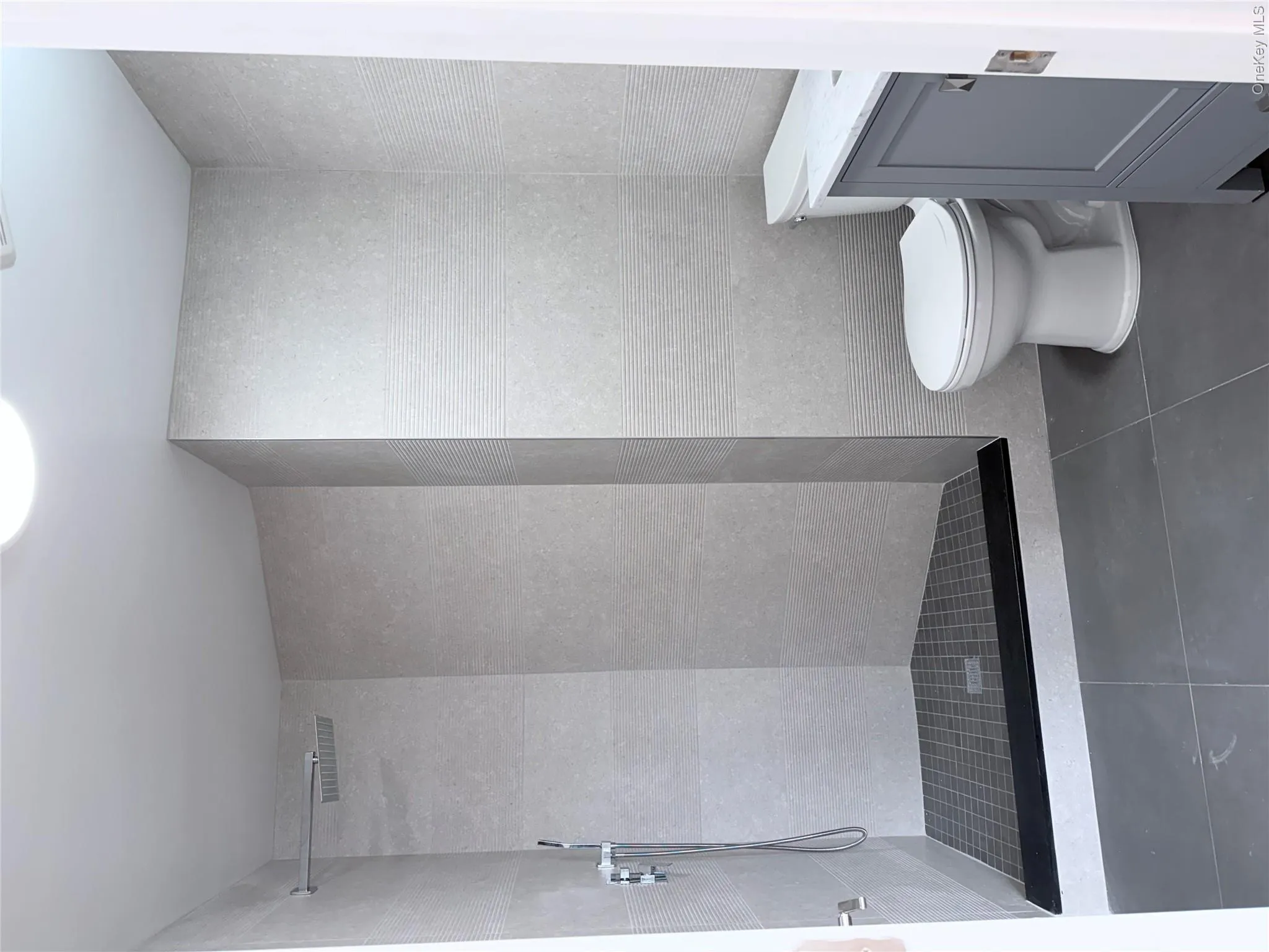 3 Hillside Avenue, North Hempstead, NY, 1 Bedroom Bedrooms, 4 Rooms Rooms,1 BathroomBathrooms,Residential Lease,For Rent,Hillside,0,987205 3 Hillside Avenue, North Hempstead, NY, 1 Bedroom Bedrooms, 4 Rooms Rooms,1 BathroomBathrooms,Residential Lease,For Rent,Hillside,0,987205