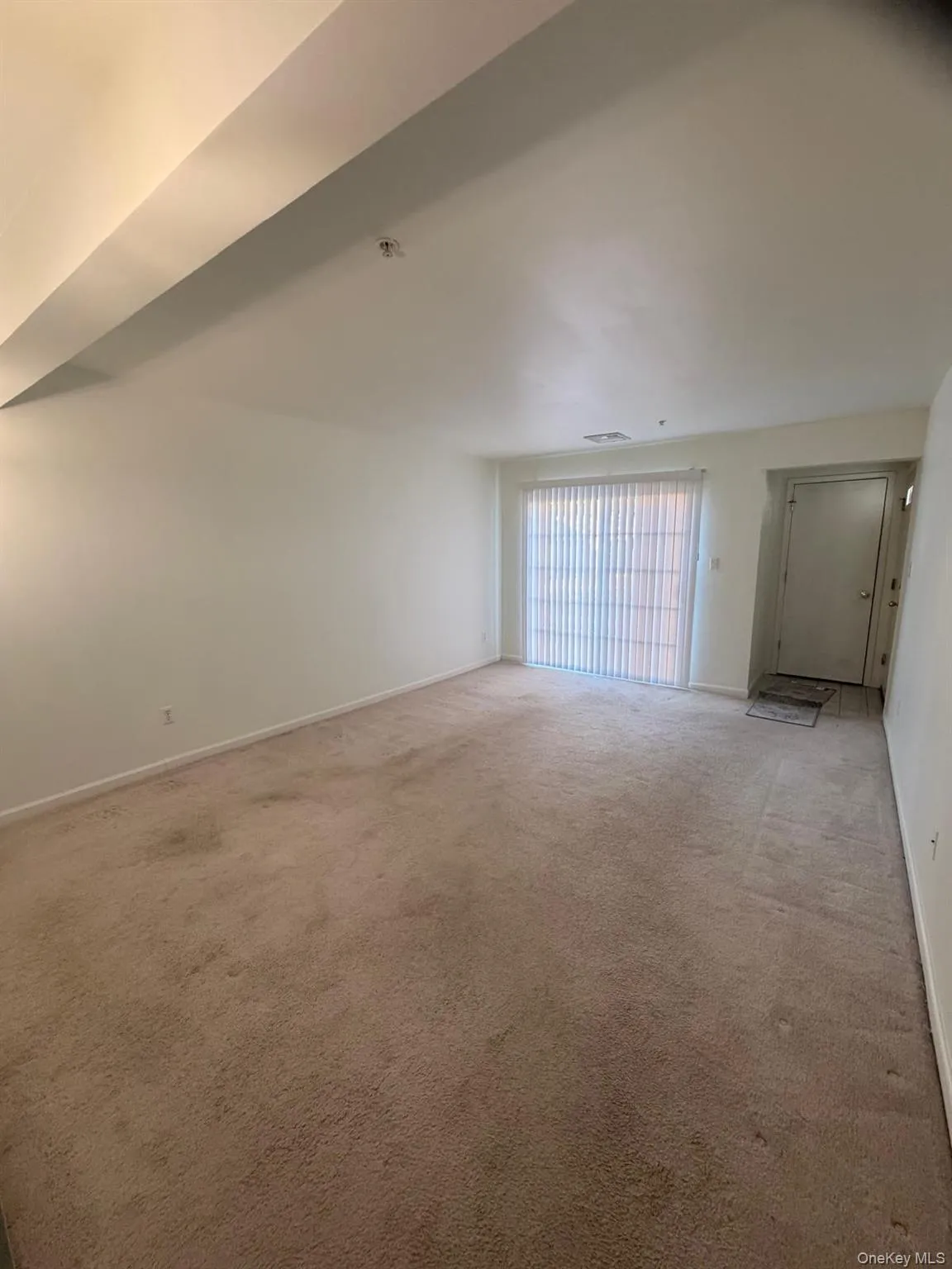 139 Ruth Court, Middletown, NY, 2 Bedrooms Bedrooms, 6 Rooms Rooms,2 BathroomsBathrooms,Residential Lease,For Rent,Ruth,0,987209 139 Ruth Court, Middletown, NY, 2 Bedrooms Bedrooms, 6 Rooms Rooms,2 BathroomsBathrooms,Residential Lease,For Rent,Ruth,0,987209