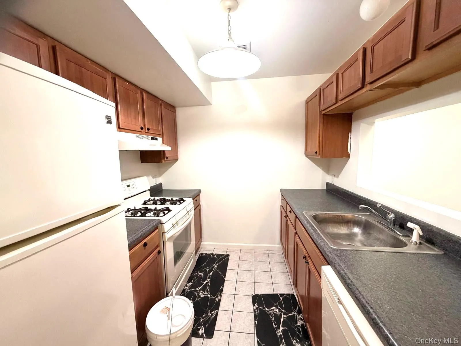 139 Ruth Court, Middletown, NY, 2 Bedrooms Bedrooms, 6 Rooms Rooms,2 BathroomsBathrooms,Residential Lease,For Rent,Ruth,0,987209 139 Ruth Court, Middletown, NY, 2 Bedrooms Bedrooms, 6 Rooms Rooms,2 BathroomsBathrooms,Residential Lease,For Rent,Ruth,0,987209