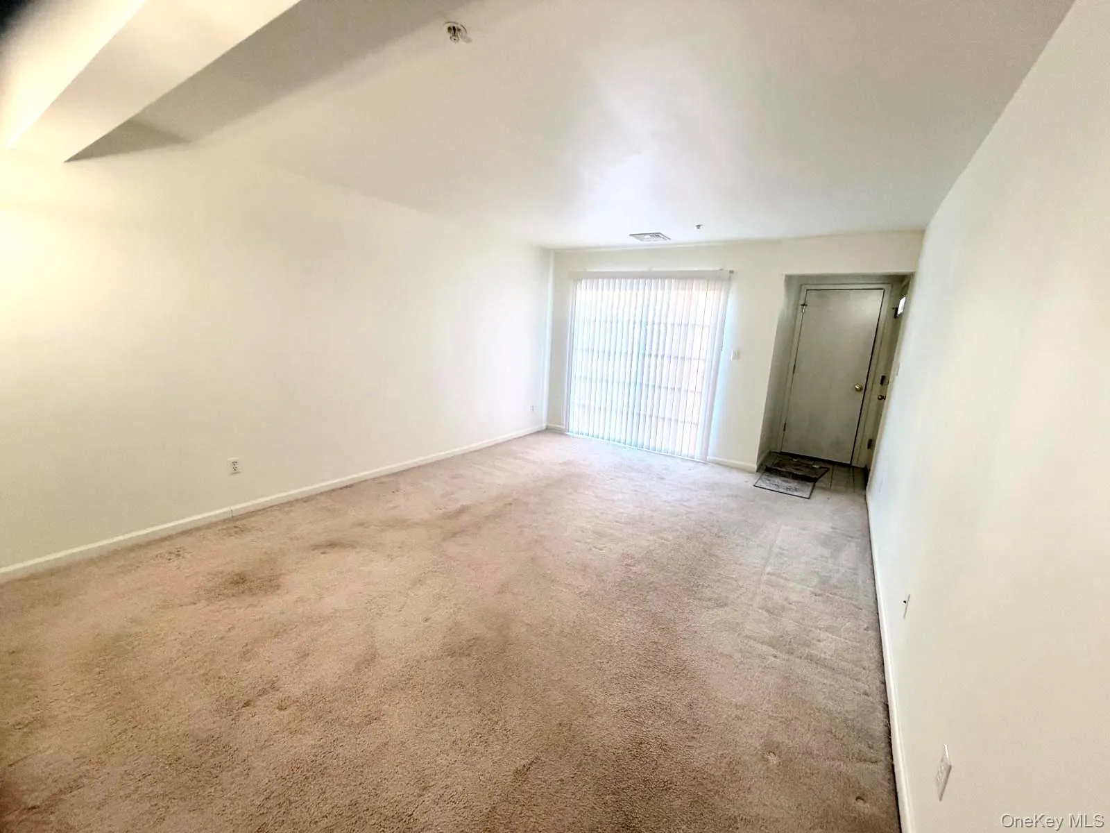 139 Ruth Court, Middletown, NY, 2 Bedrooms Bedrooms, 6 Rooms Rooms,2 BathroomsBathrooms,Residential Lease,For Rent,Ruth,0,987209 139 Ruth Court, Middletown, NY, 2 Bedrooms Bedrooms, 6 Rooms Rooms,2 BathroomsBathrooms,Residential Lease,For Rent,Ruth,0,987209