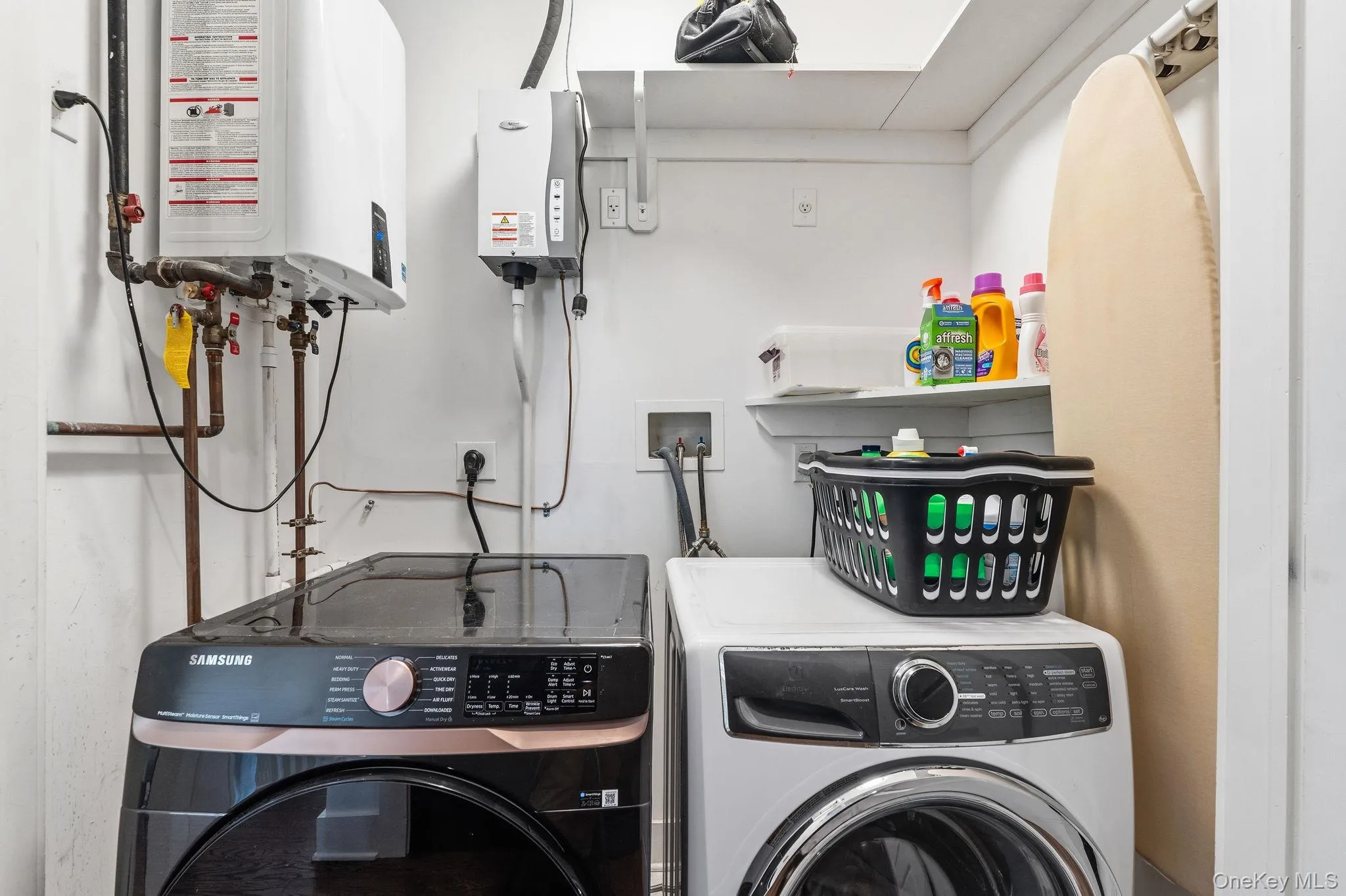 19 Island Point, New York, NY, 3 Bedrooms Bedrooms, 7 Rooms Rooms,3 BathroomsBathrooms,Residential Sale,For Rent,Island,0,987217 19 Island Point, New York, NY, 3 Bedrooms Bedrooms, 7 Rooms Rooms,3 BathroomsBathrooms,Residential Sale,For Rent,Island,0,987217