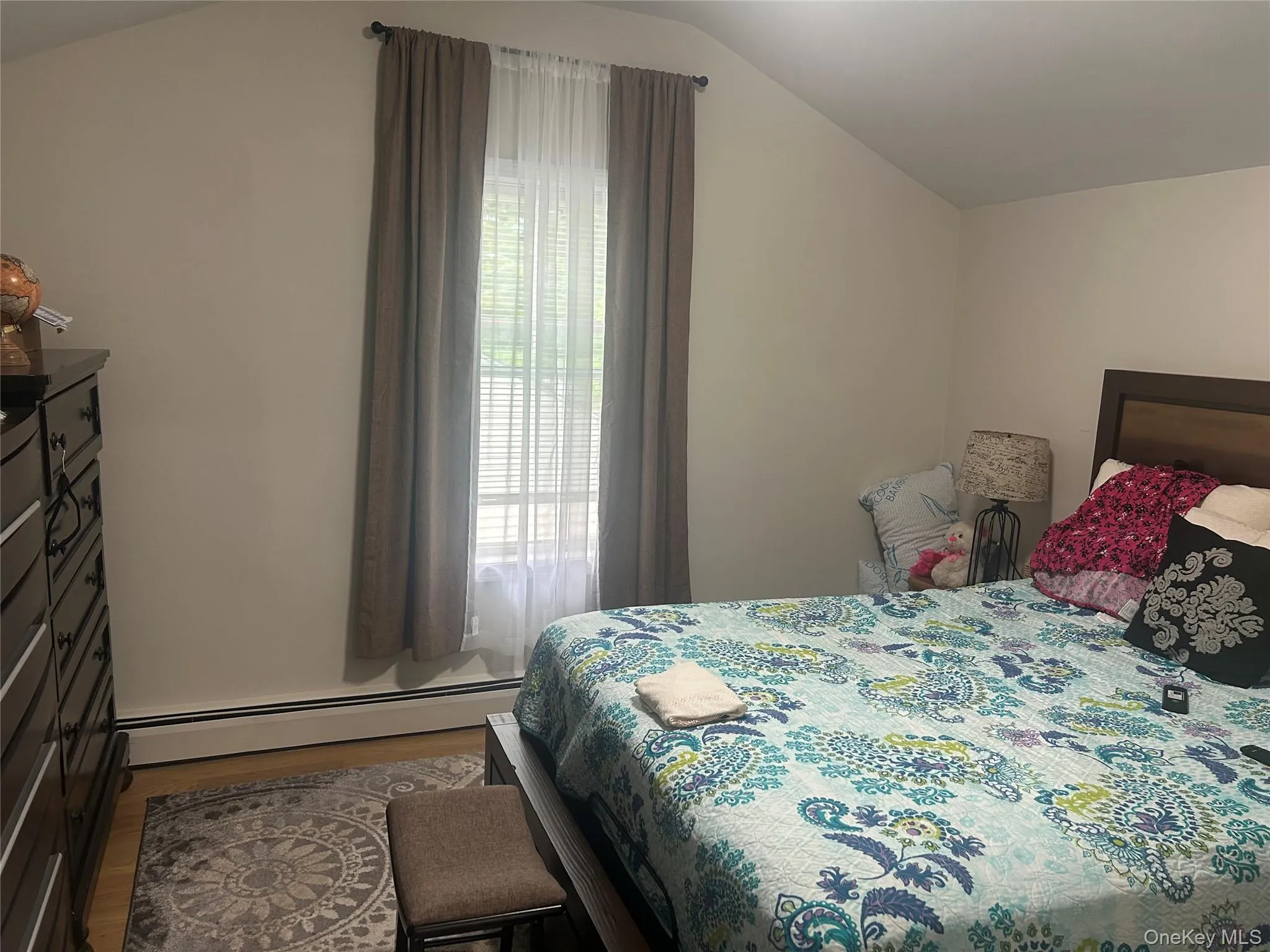 Bedroom on the 2nd Fl.. Bedroom on the 2nd Fl..